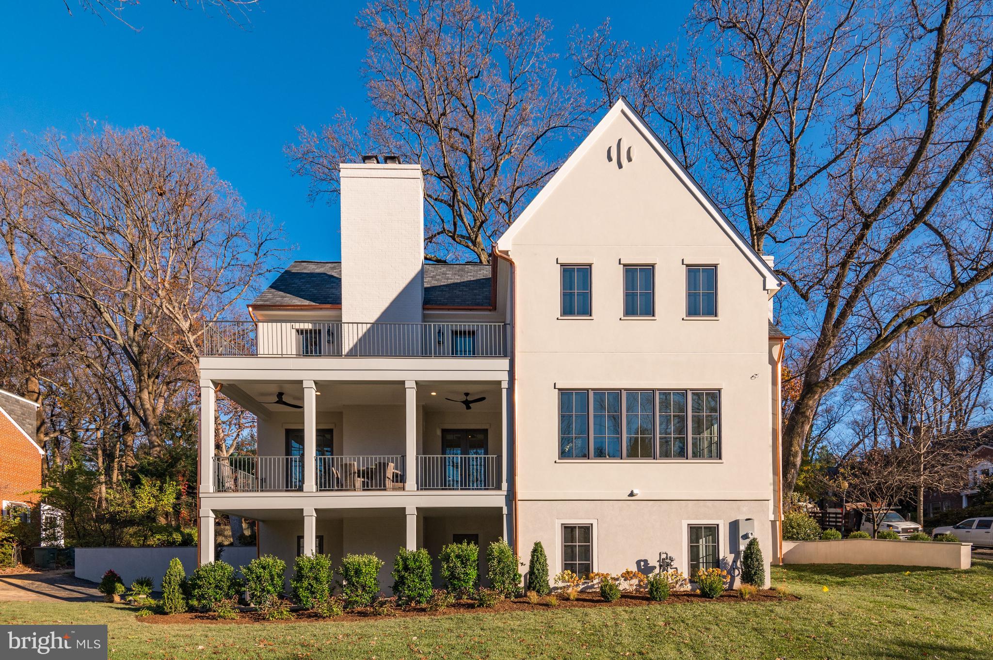 SPRING VALLEY - Residential
