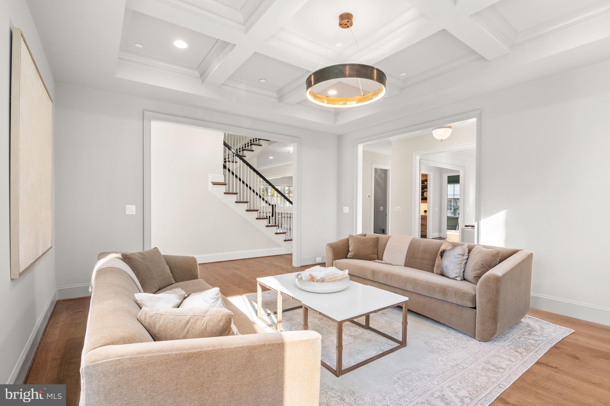 SPRING VALLEY - Residential