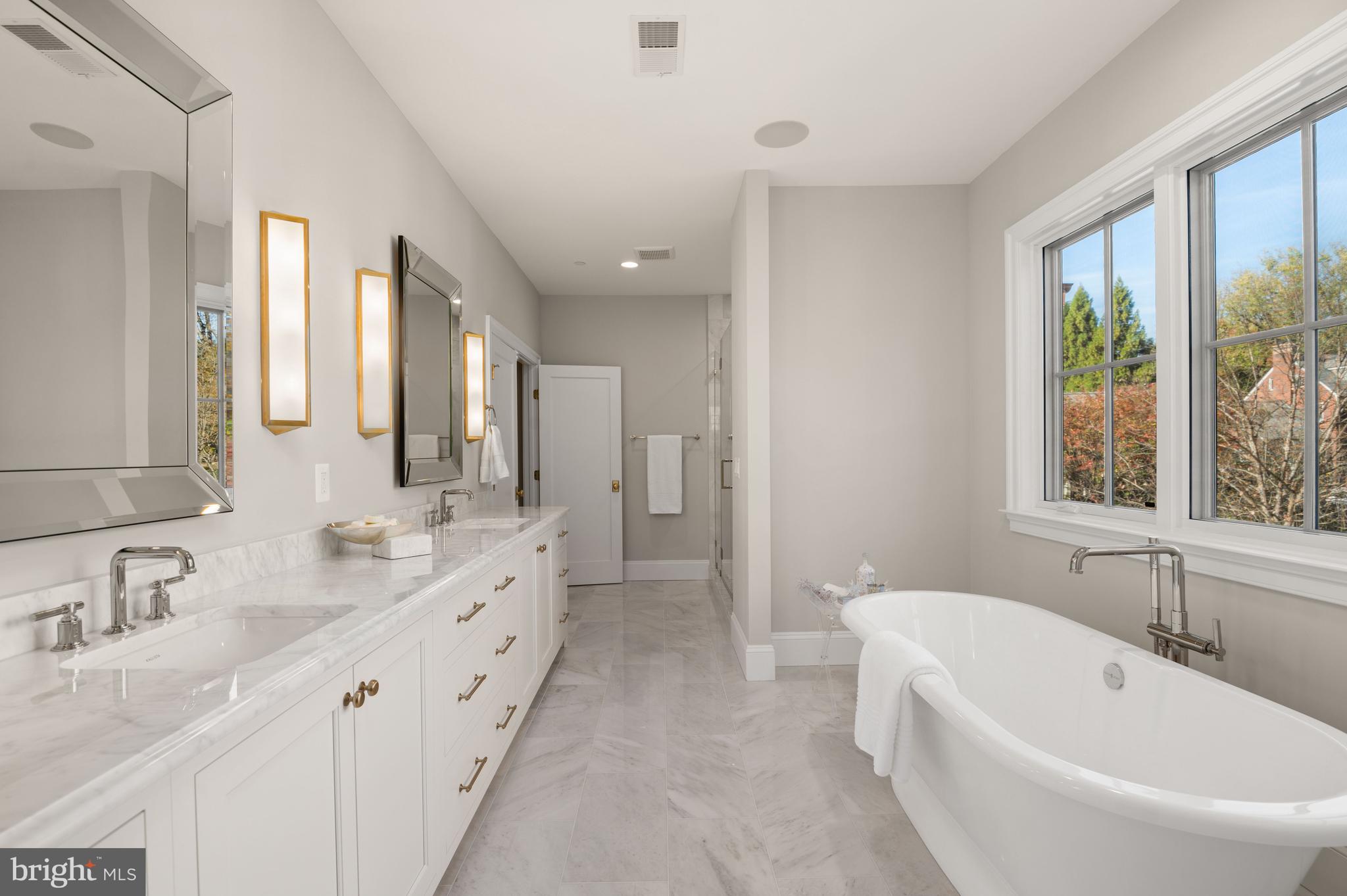 SPRING VALLEY - Residential