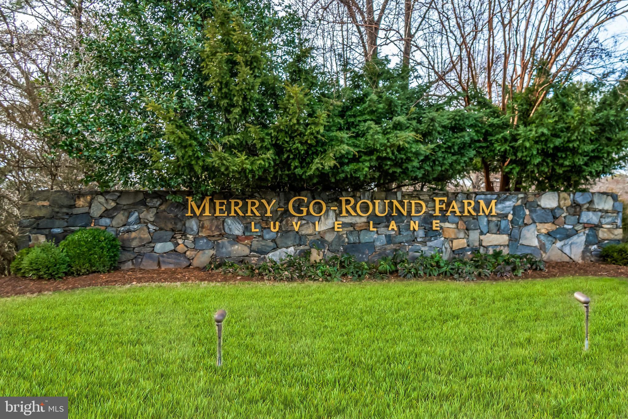 MERRY GO ROUND FARM - Residential