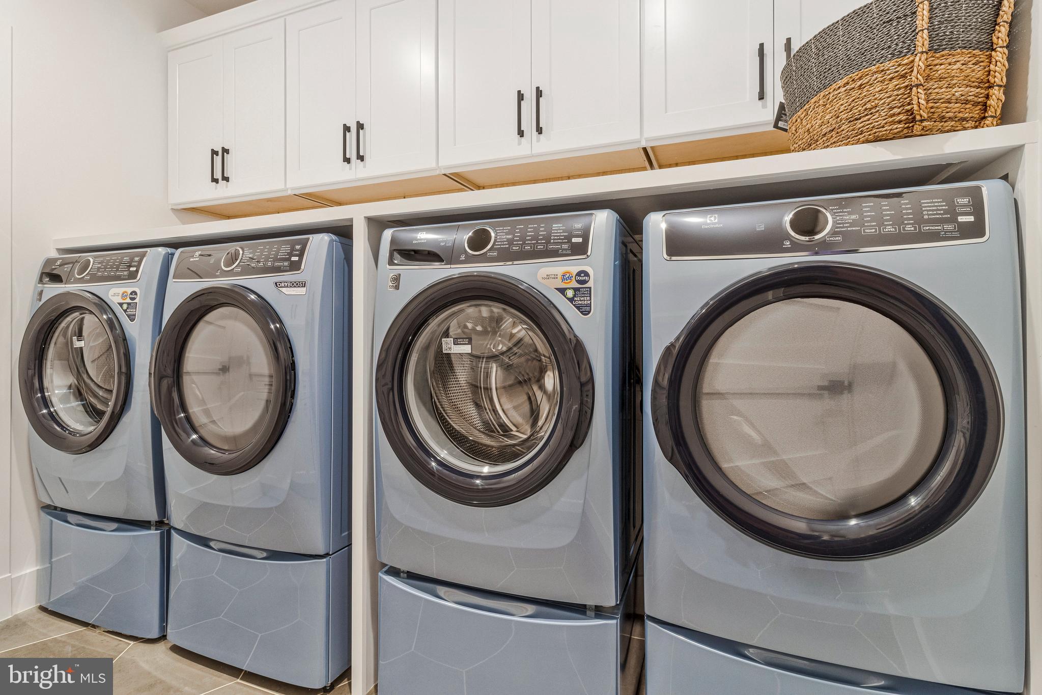 MERRY GO ROUND FARM - Residential