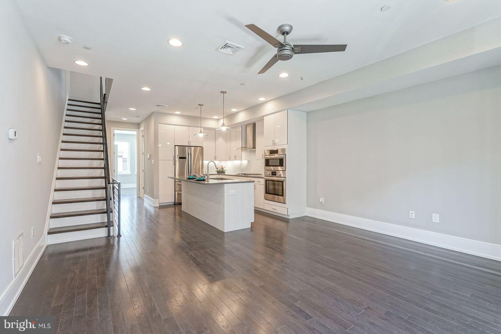 GRADUATE HOSPITAL - Residential