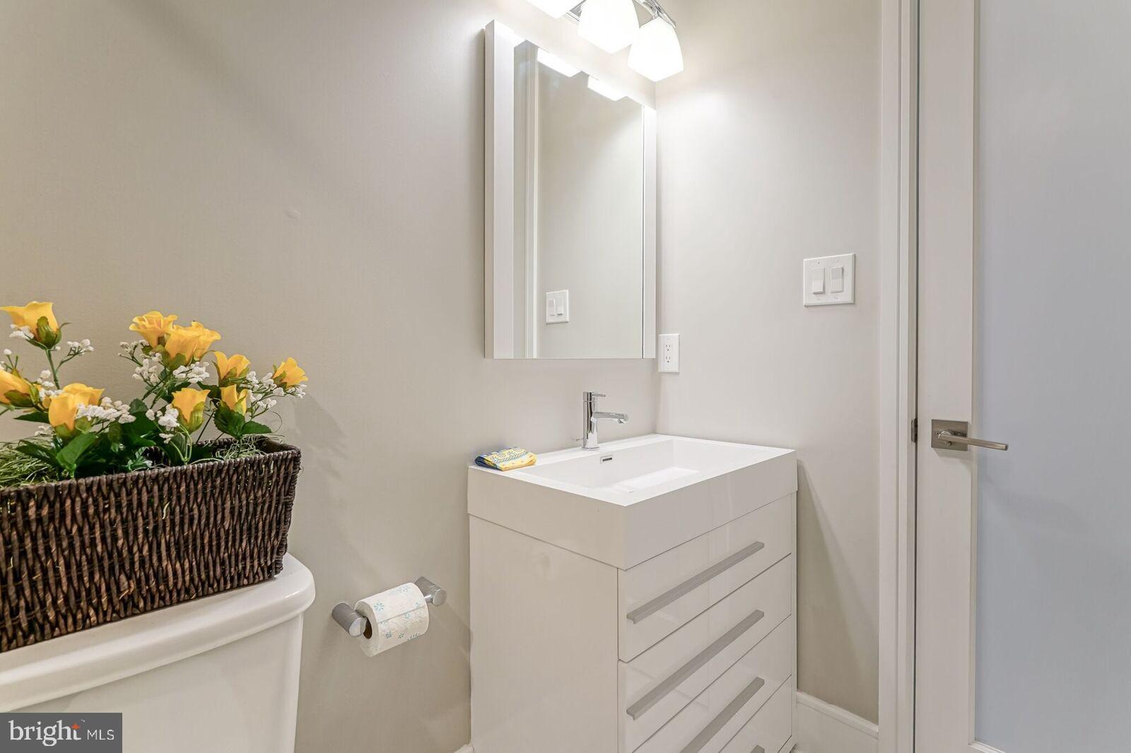 GRADUATE HOSPITAL - Residential