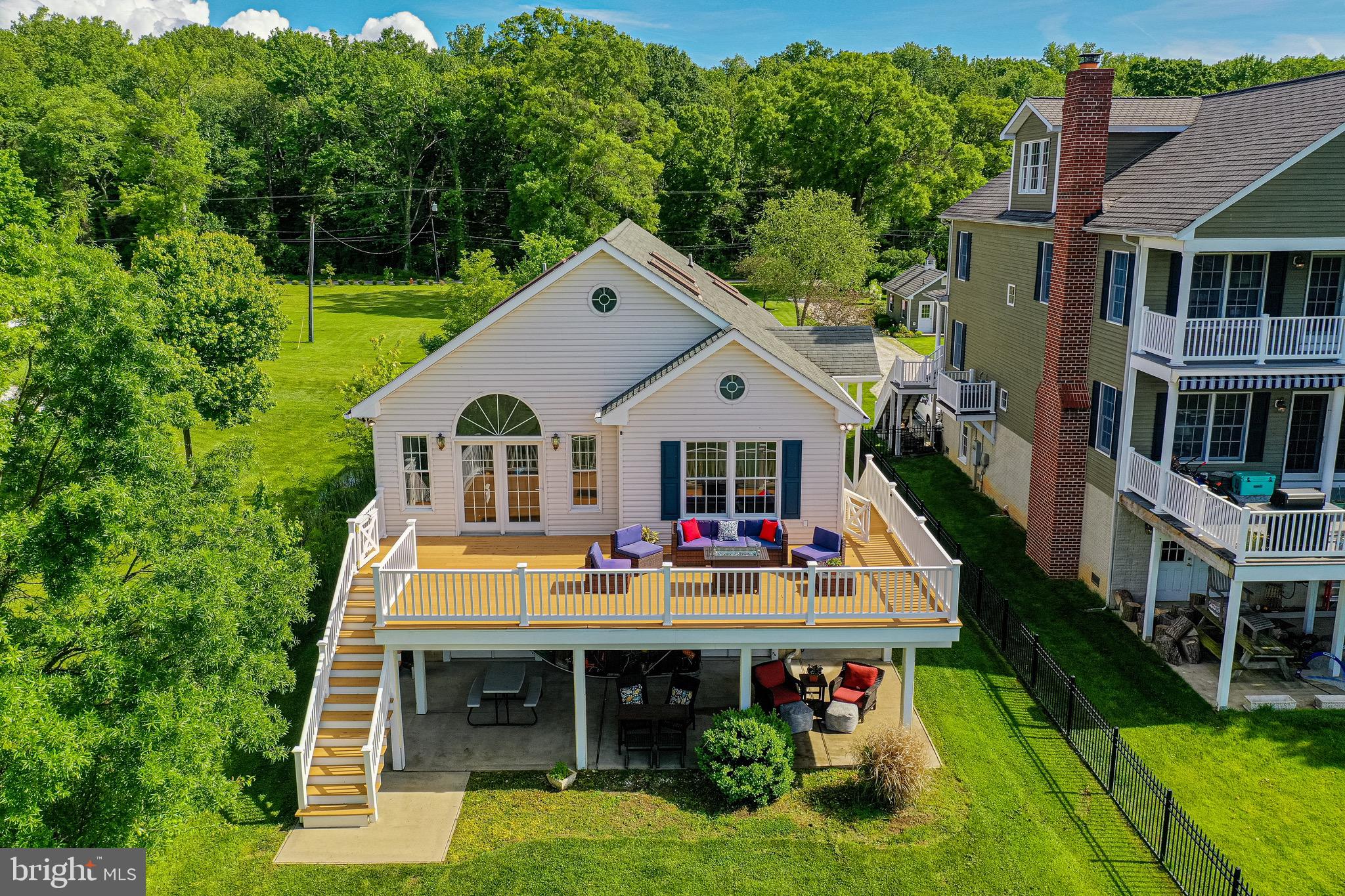 BOWLEYS QUARTERS - Residential