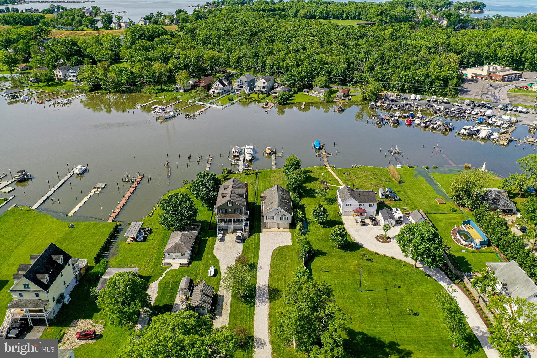 BOWLEYS QUARTERS - Residential