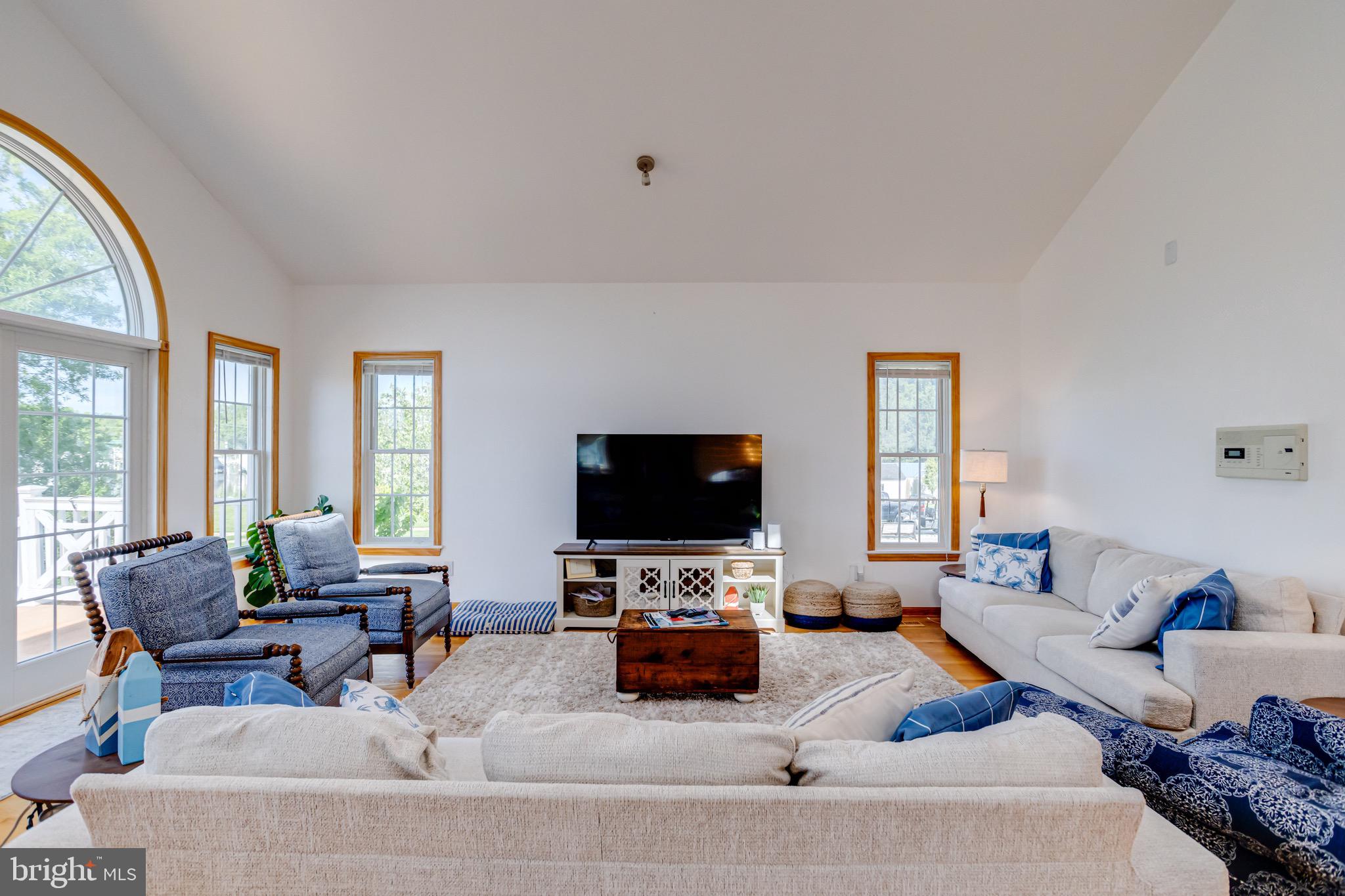 BOWLEYS QUARTERS - Residential