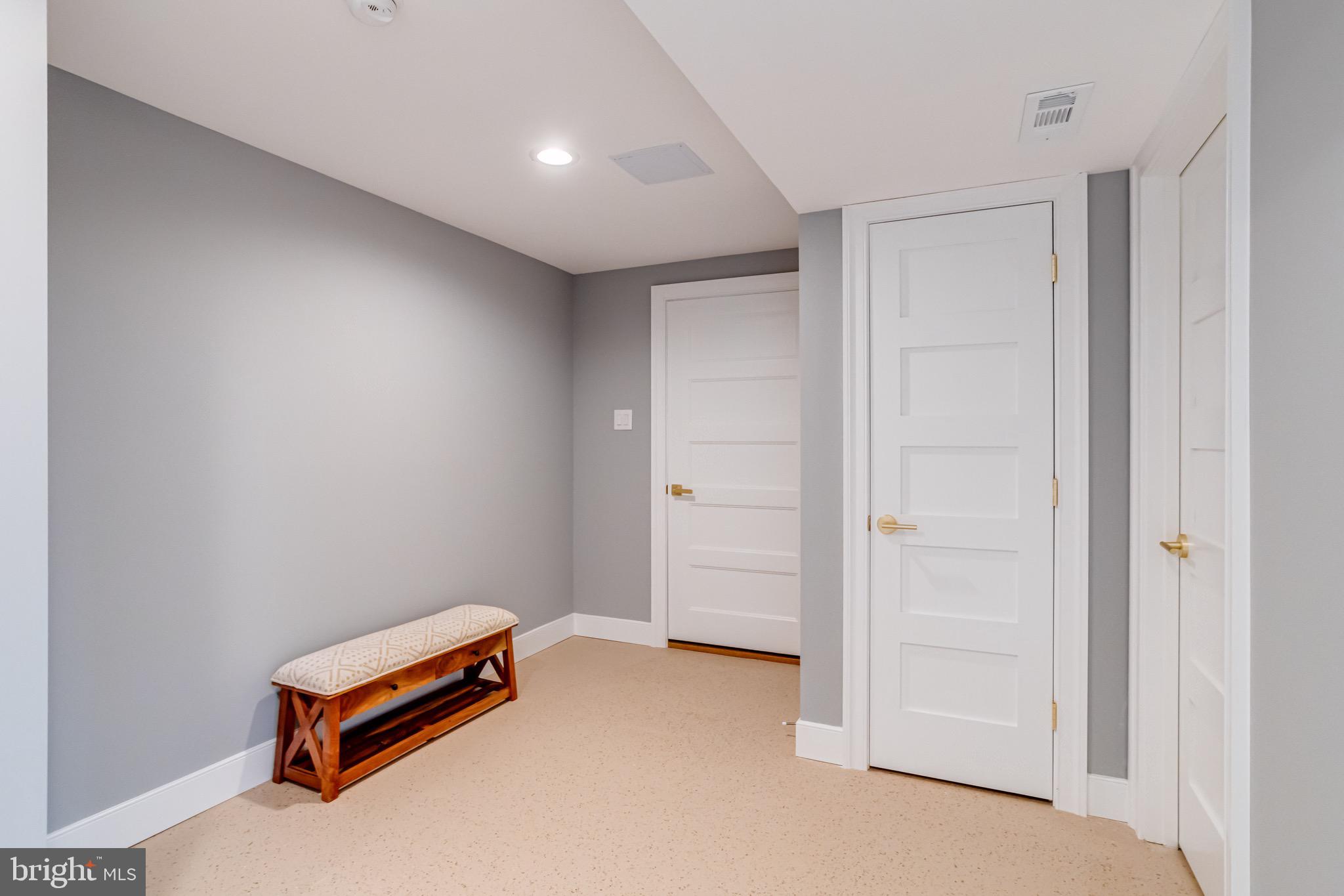 BOWLEYS QUARTERS - Residential