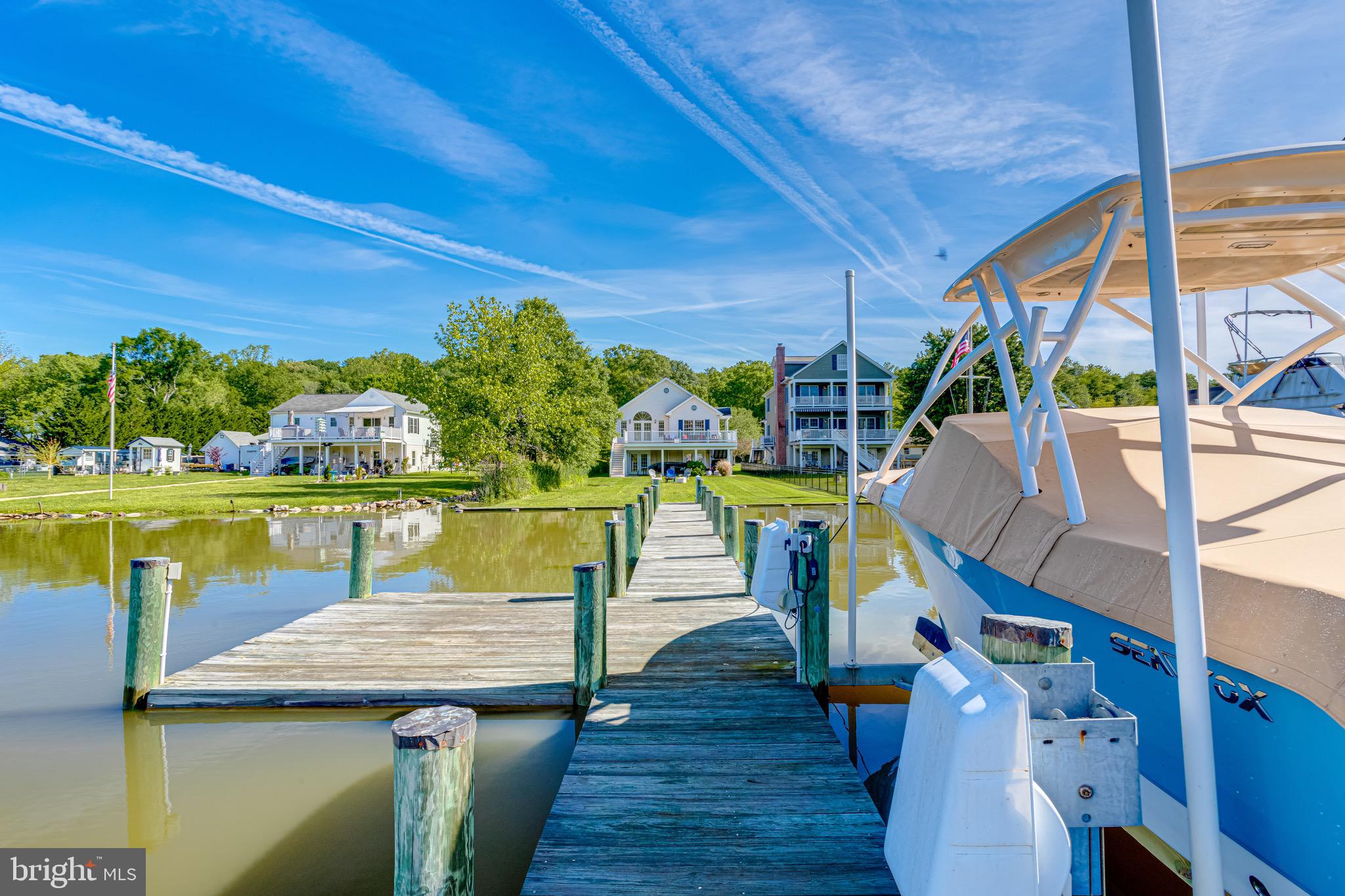 BOWLEYS QUARTERS - Residential