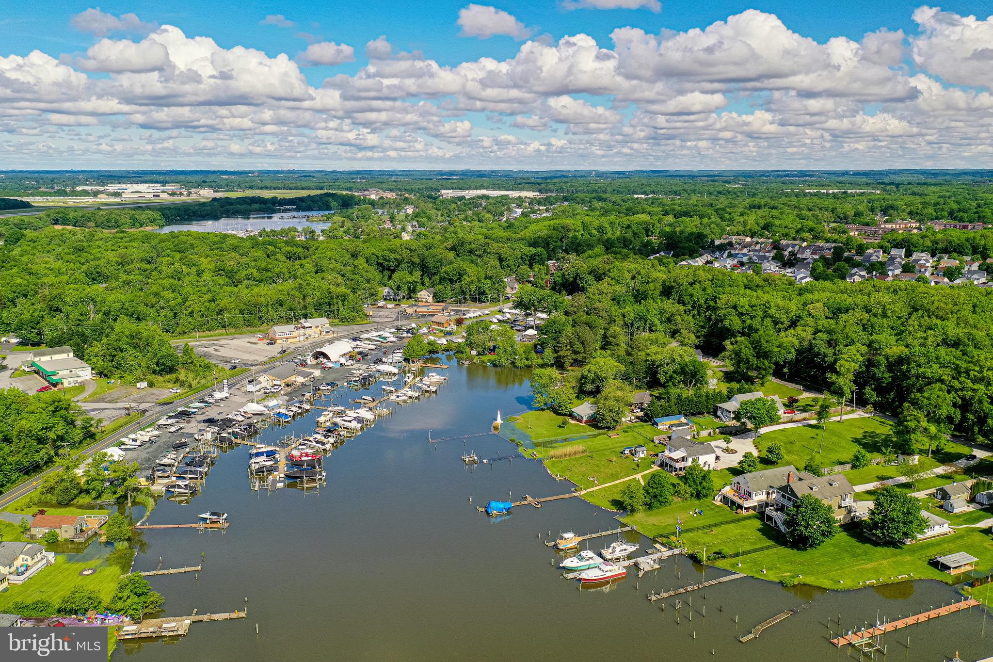 BOWLEYS QUARTERS - Residential