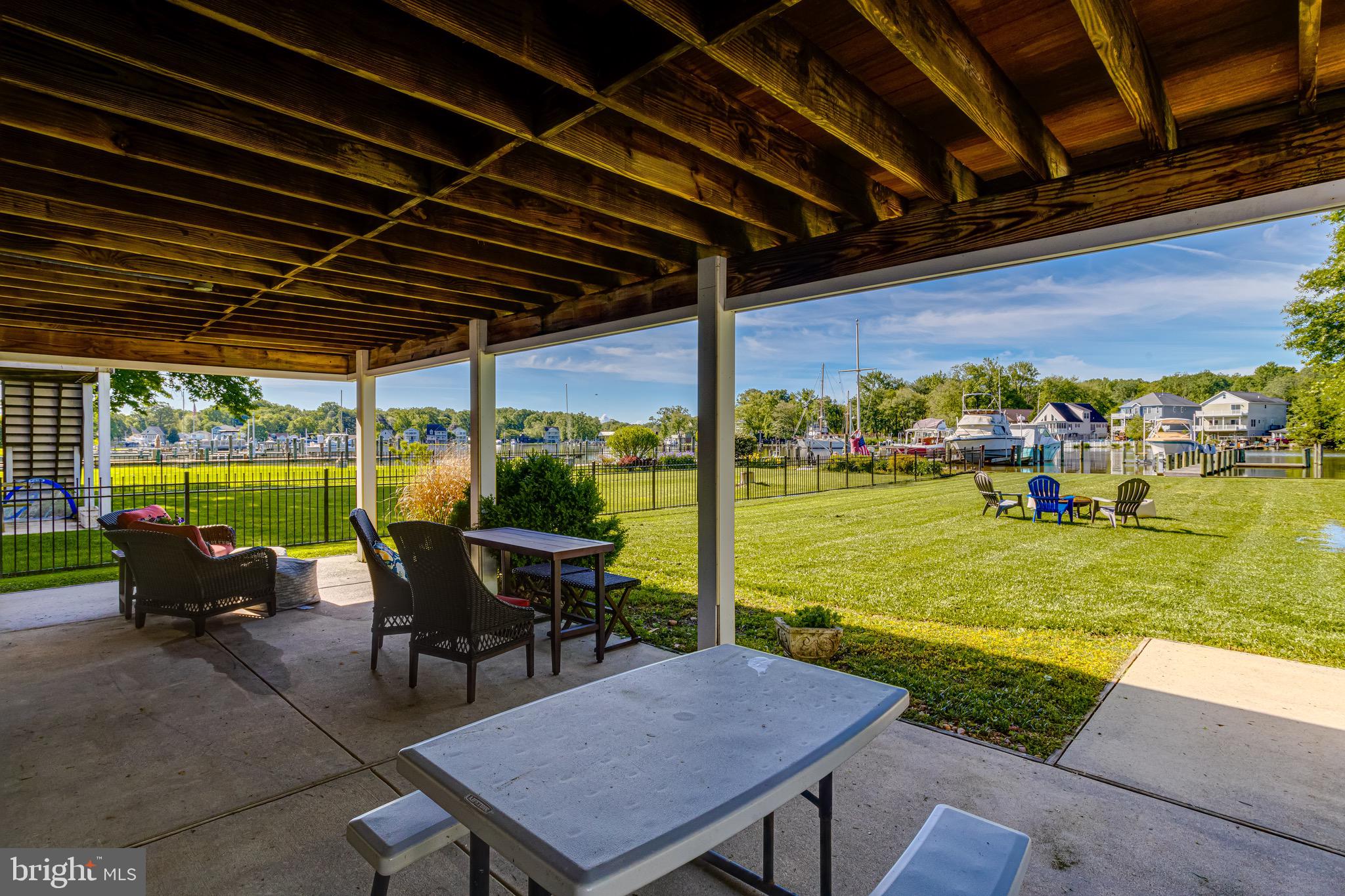 BOWLEYS QUARTERS - Residential