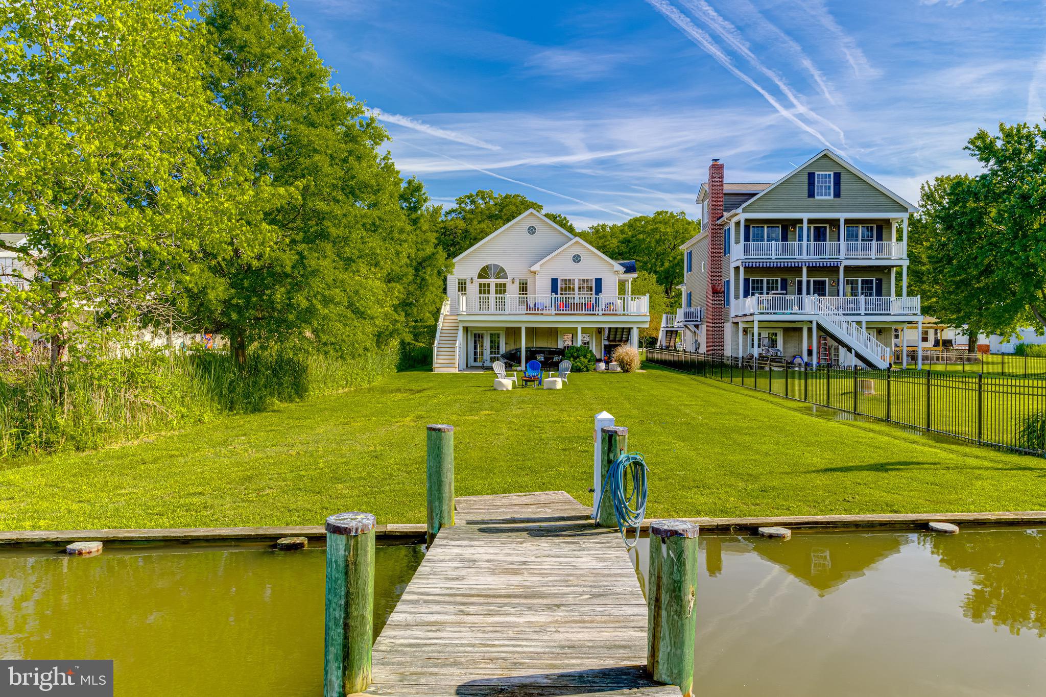 BOWLEYS QUARTERS - Residential