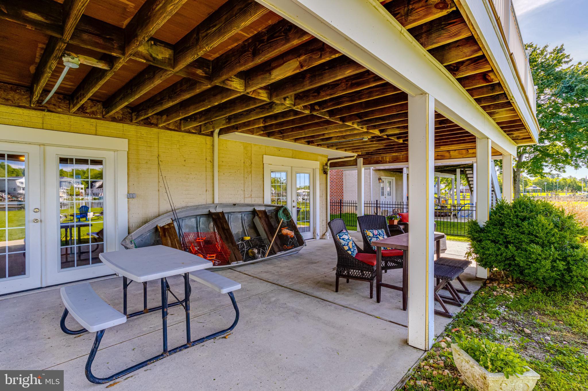 BOWLEYS QUARTERS - Residential