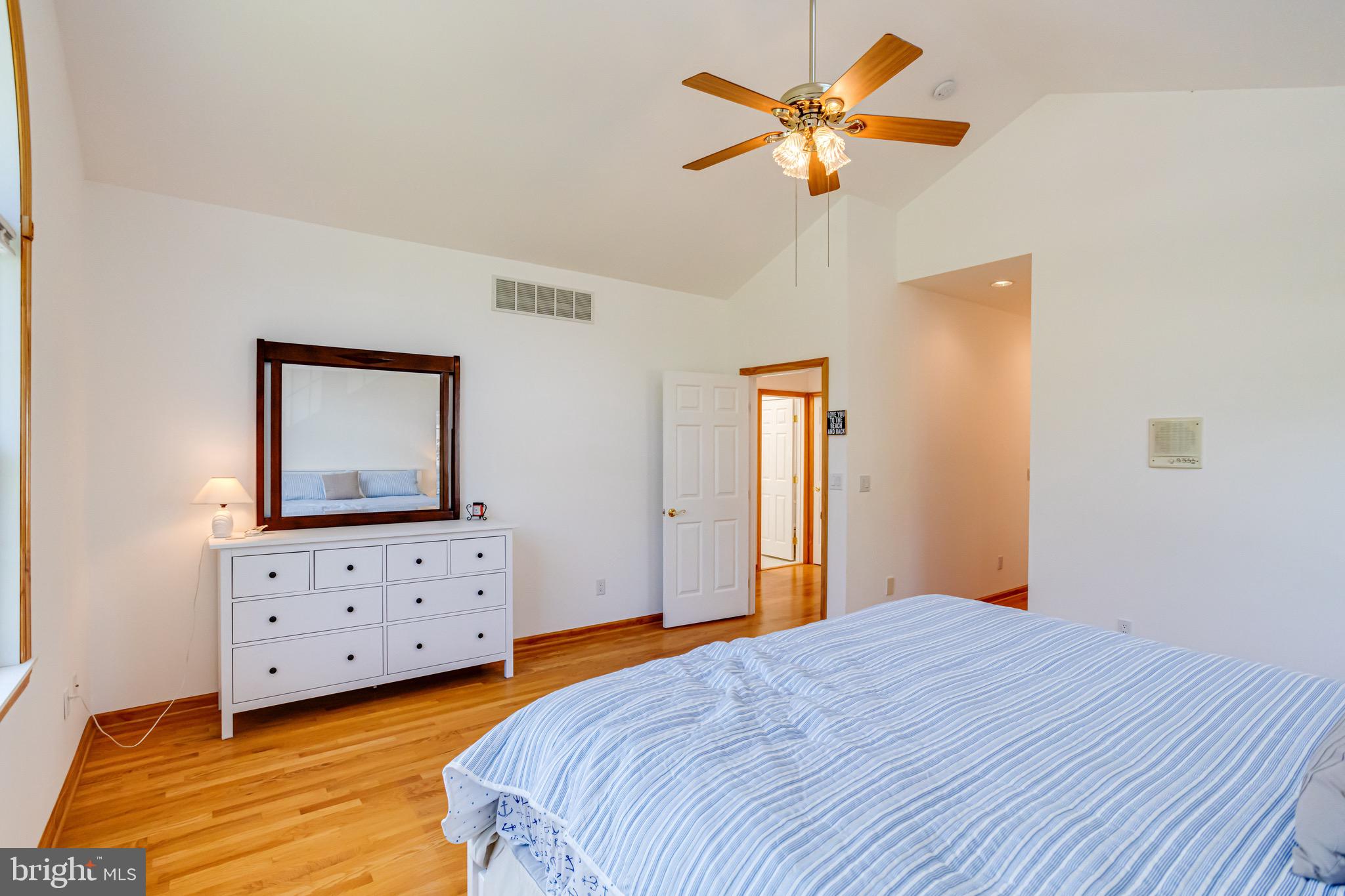 BOWLEYS QUARTERS - Residential