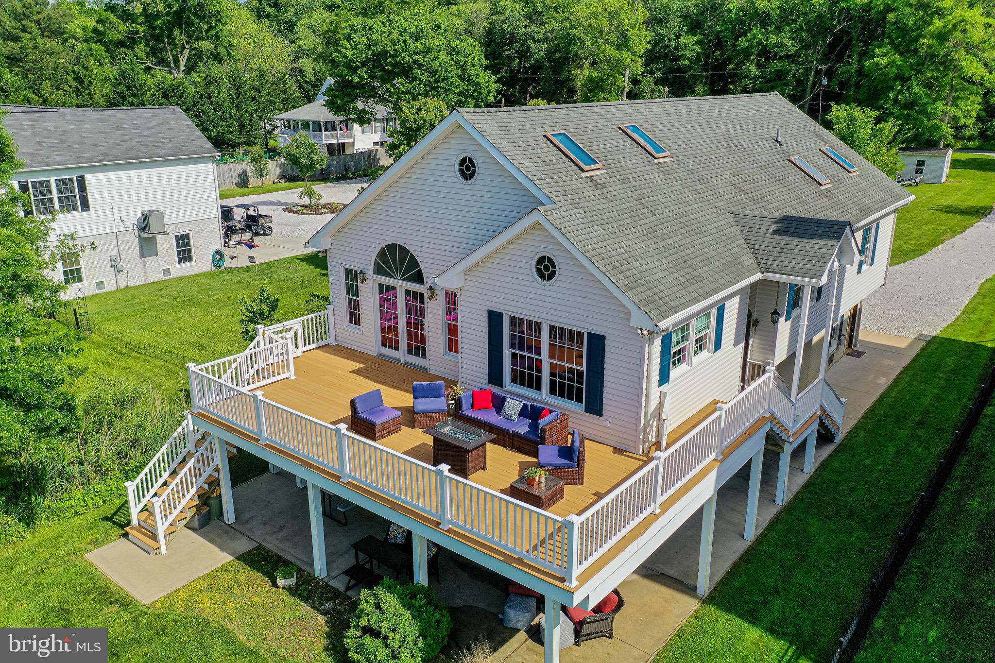 BOWLEYS QUARTERS - Residential