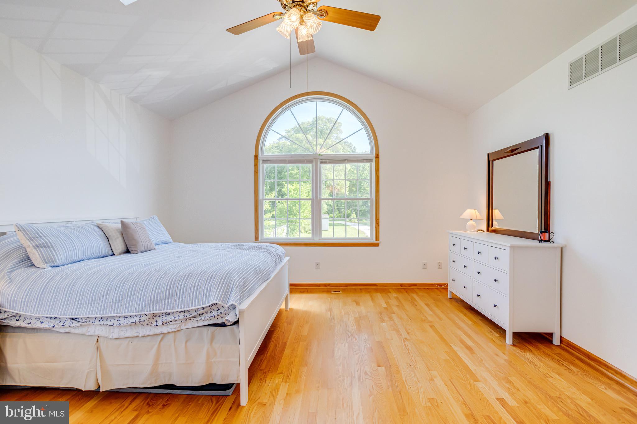 BOWLEYS QUARTERS - Residential