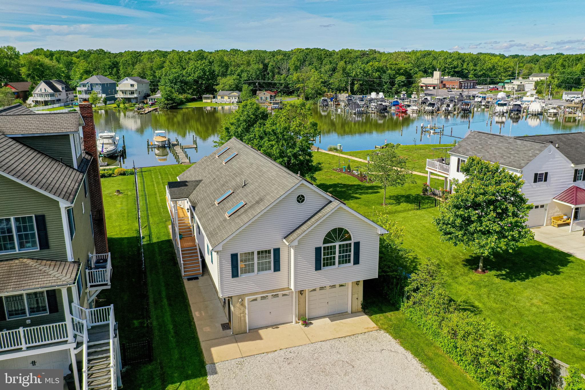 BOWLEYS QUARTERS - Residential