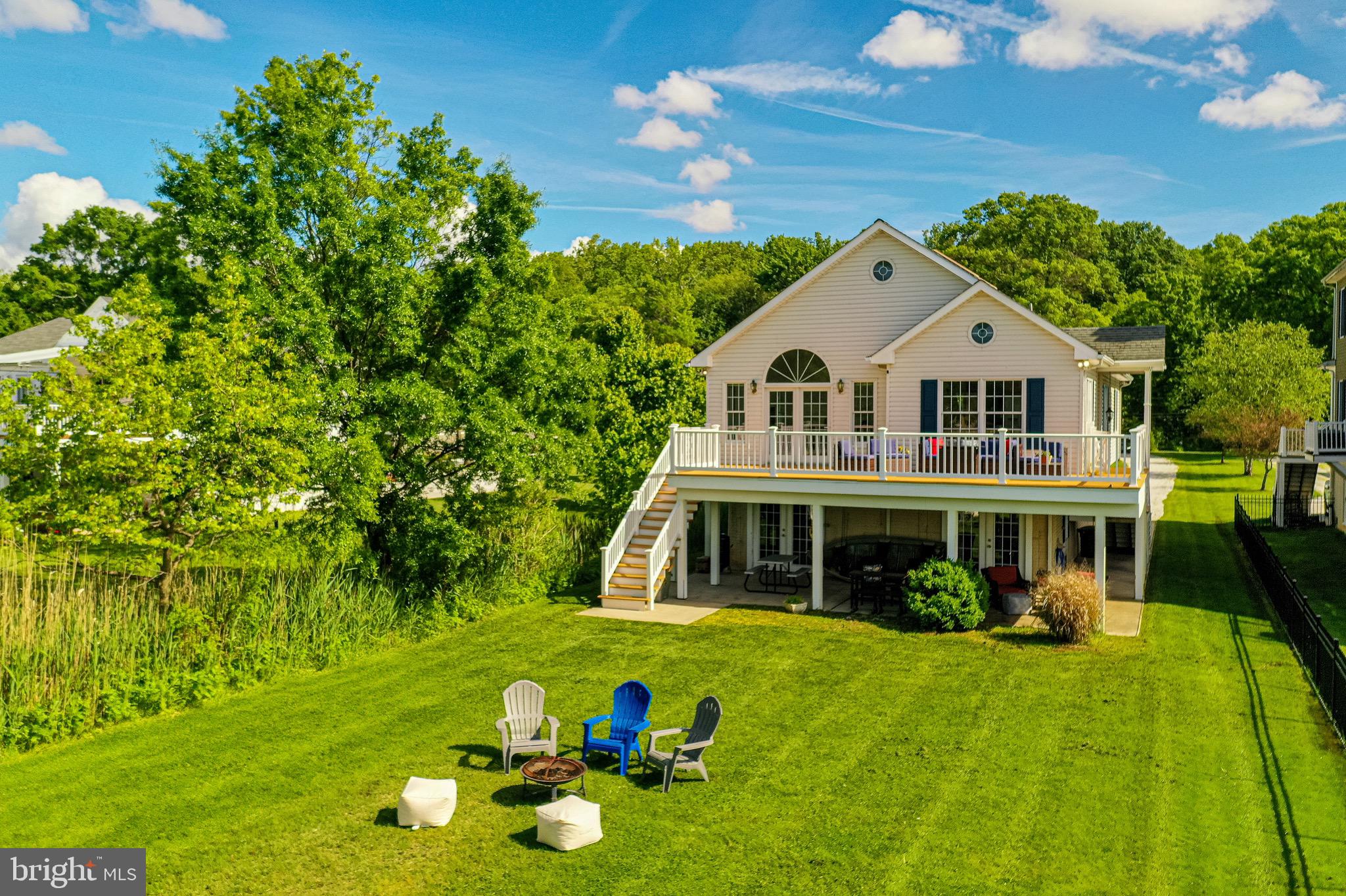 BOWLEYS QUARTERS - Residential