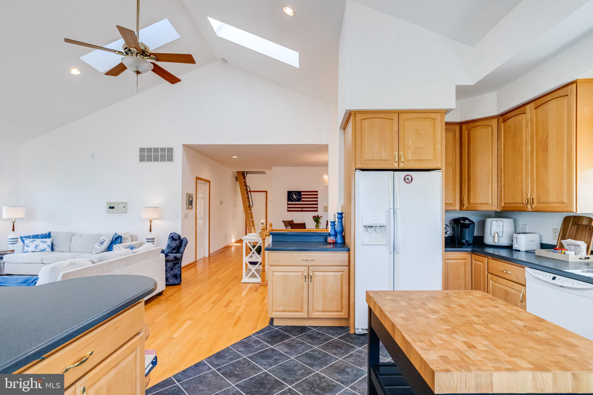 BOWLEYS QUARTERS - Residential