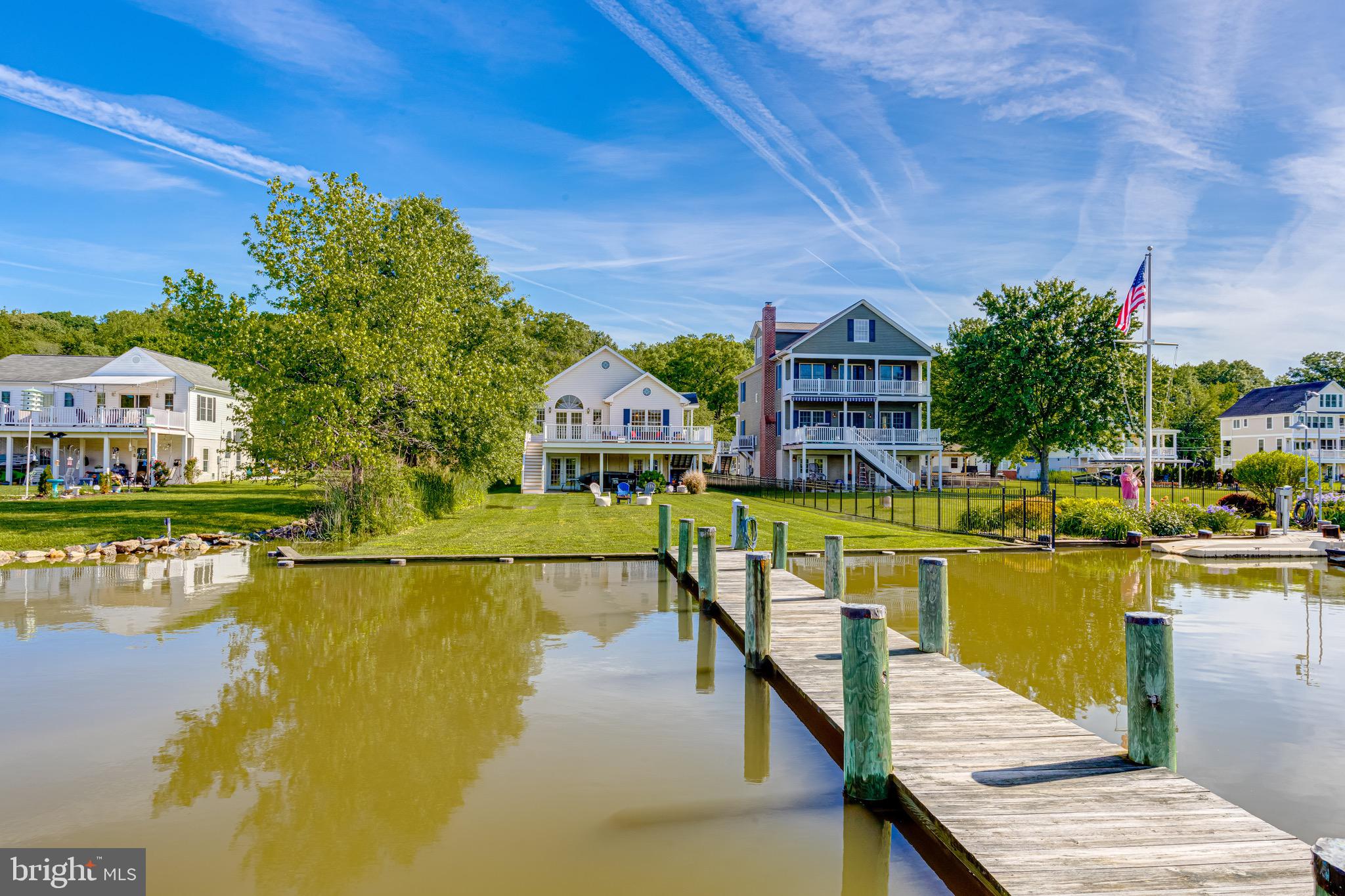 BOWLEYS QUARTERS - Residential