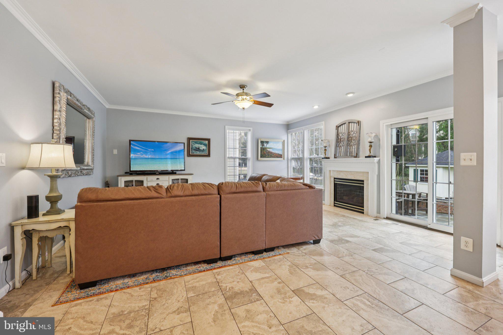 BROADLANDS - Residential