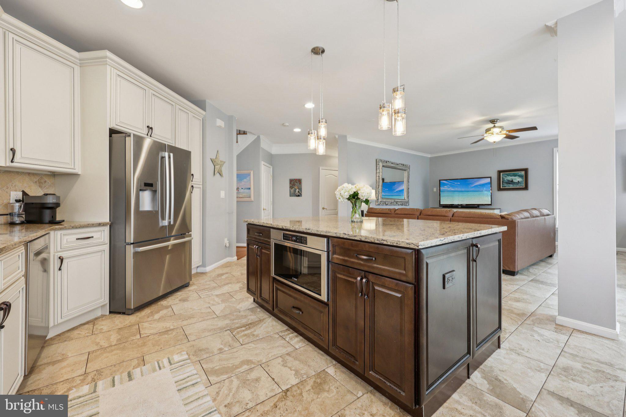 BROADLANDS - Residential