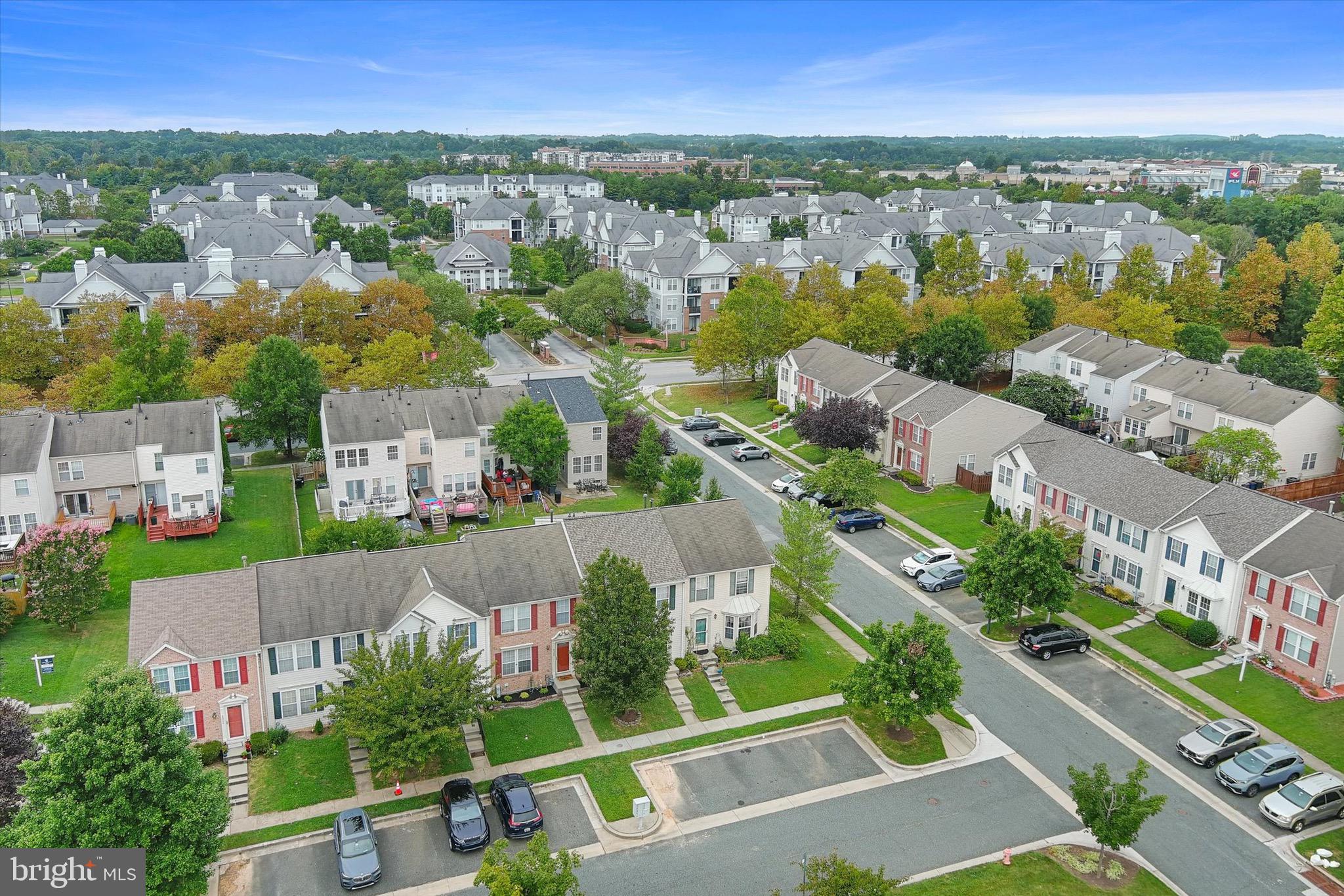 EATON SQUARE - Residential