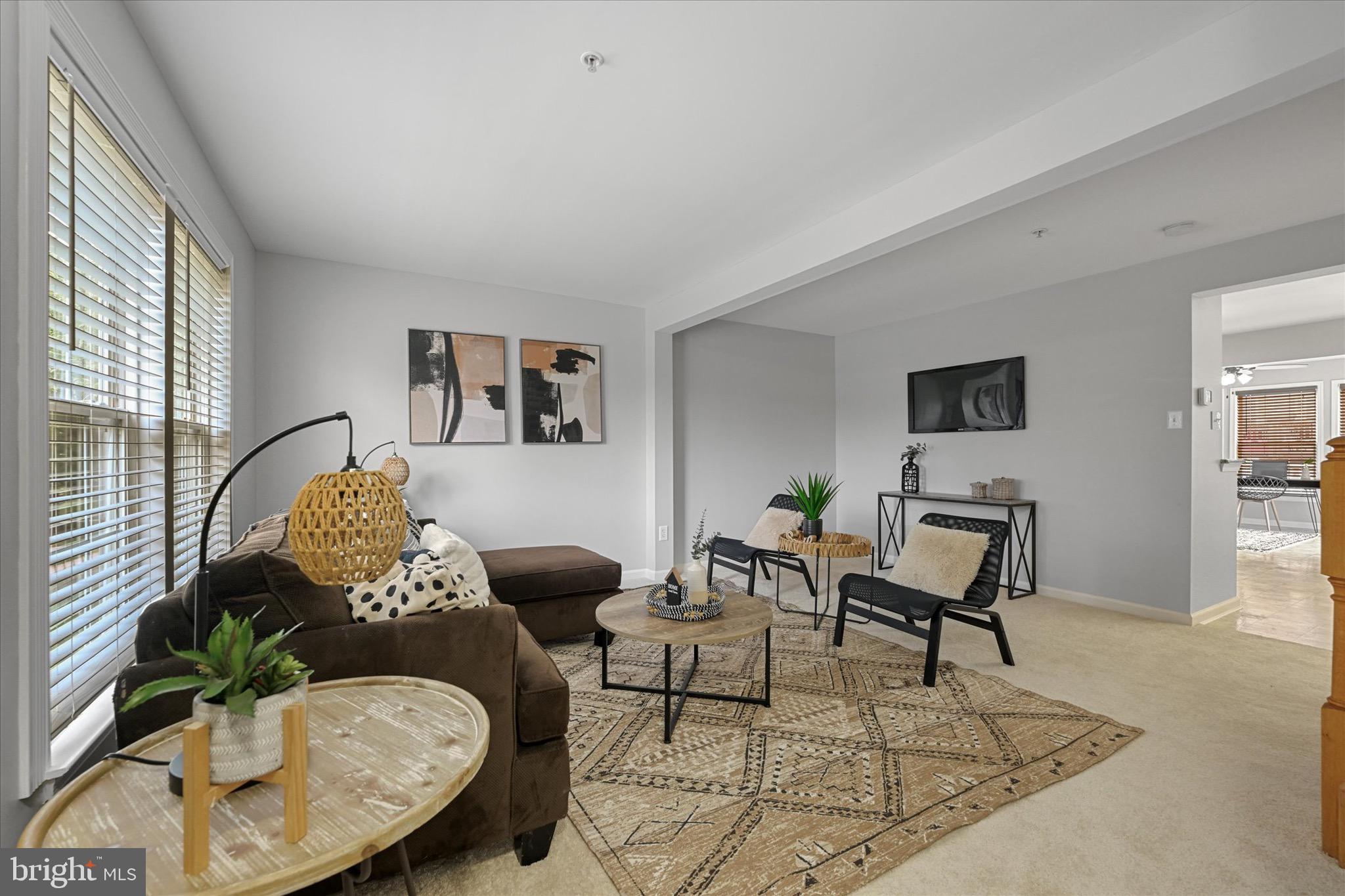 EATON SQUARE - Residential