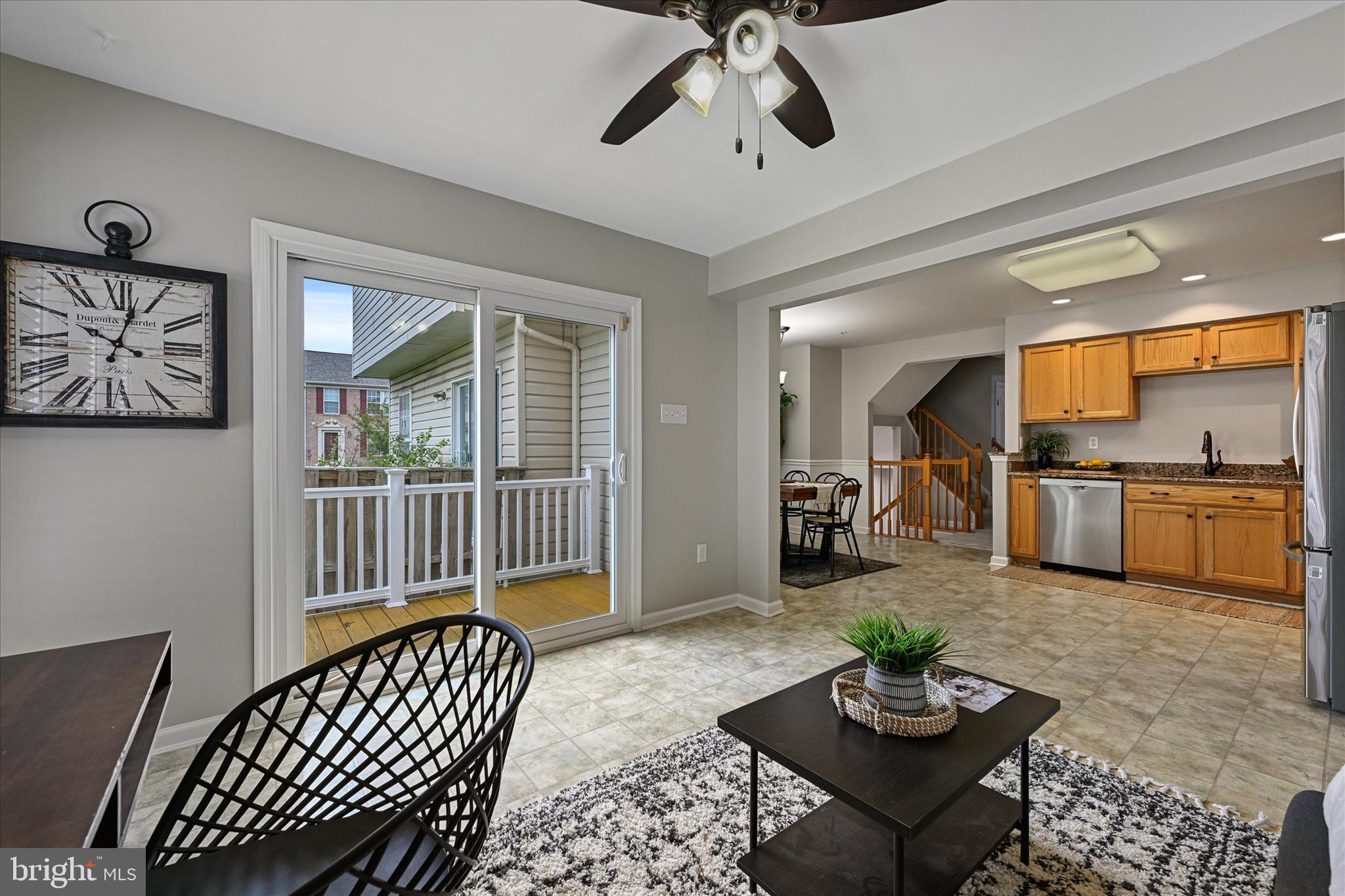 EATON SQUARE - Residential