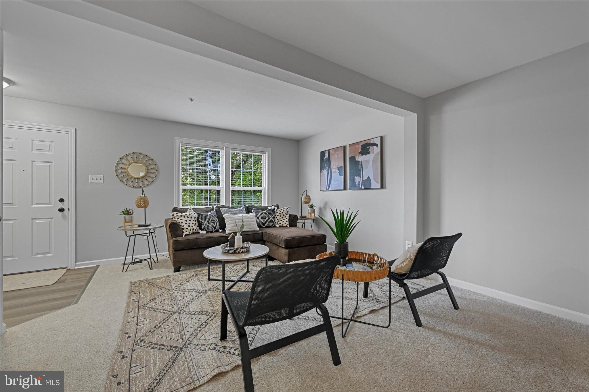 EATON SQUARE - Residential