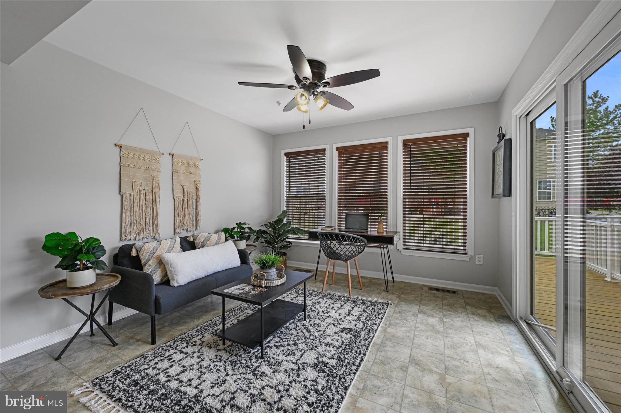 EATON SQUARE - Residential