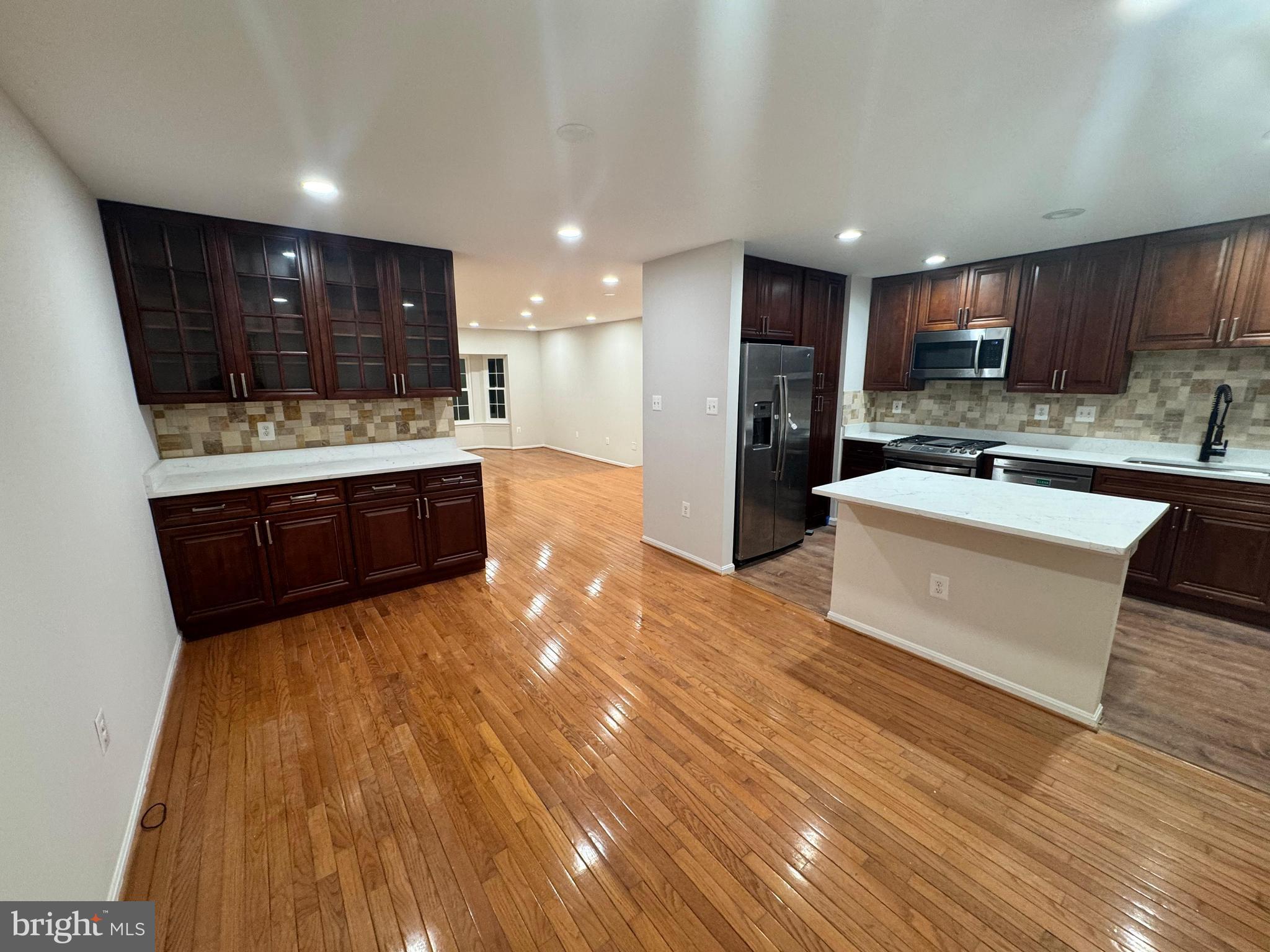 CENTREVILLE - Residential Lease