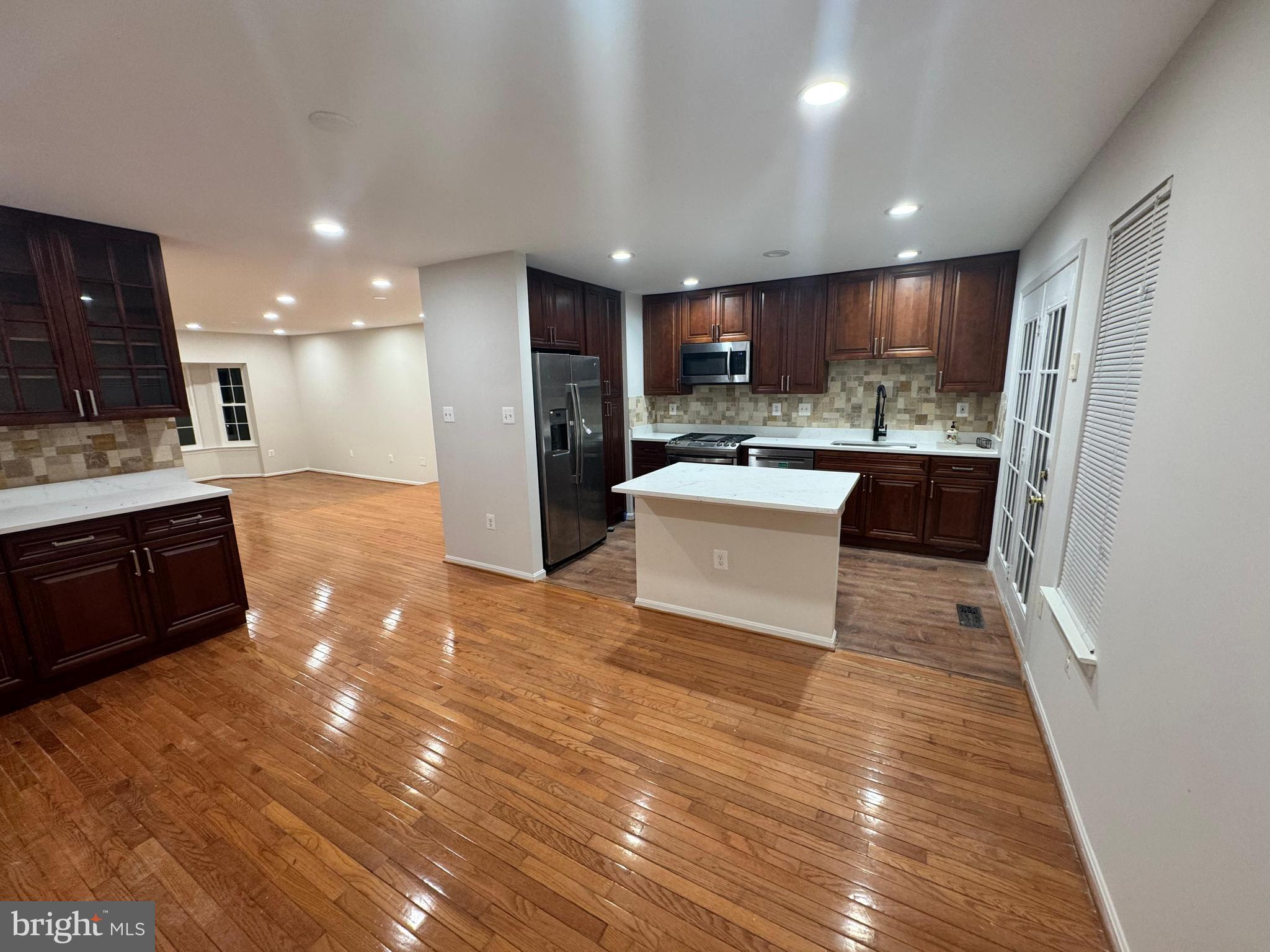 CENTREVILLE - Residential Lease