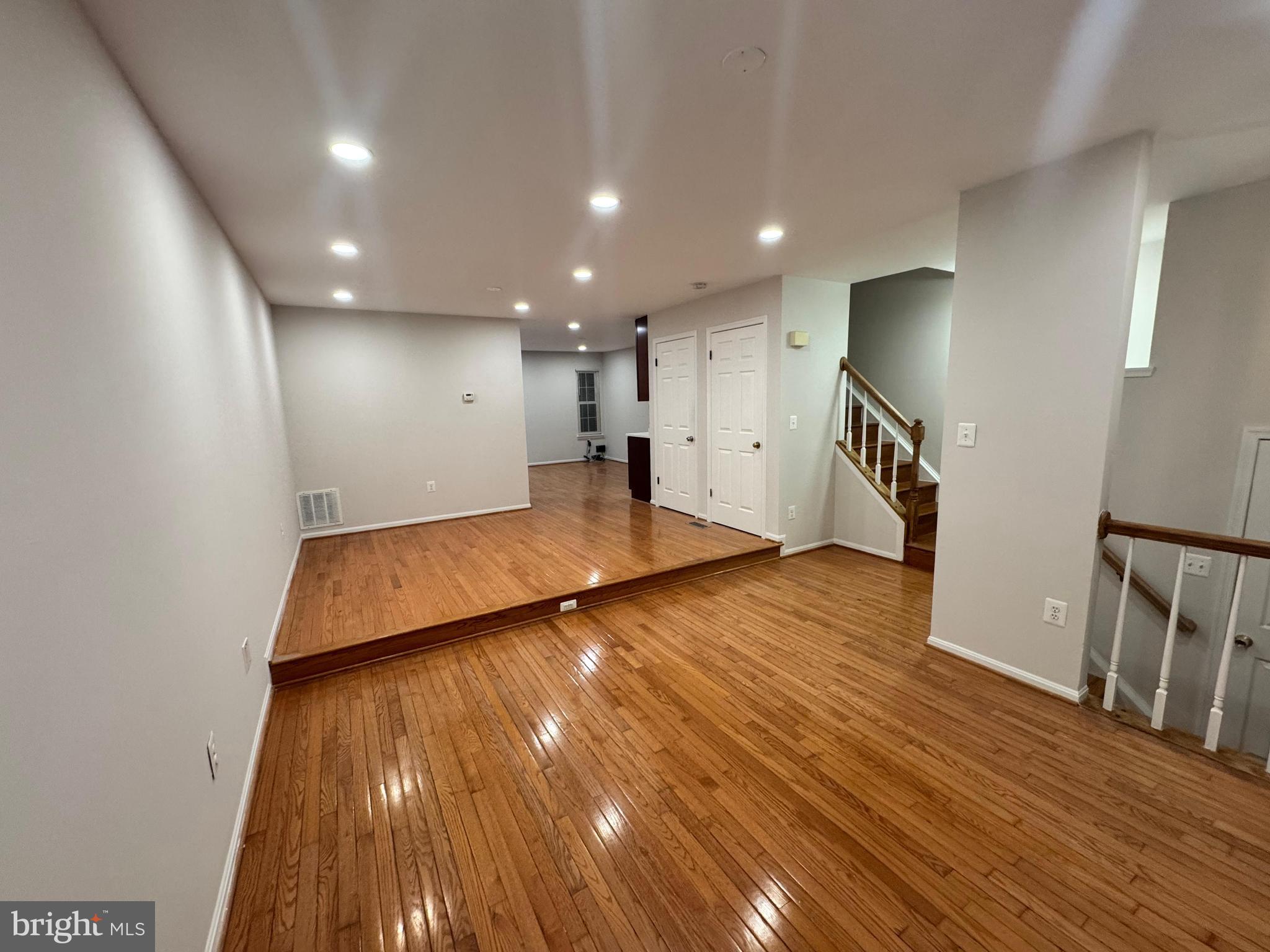 CENTREVILLE - Residential Lease