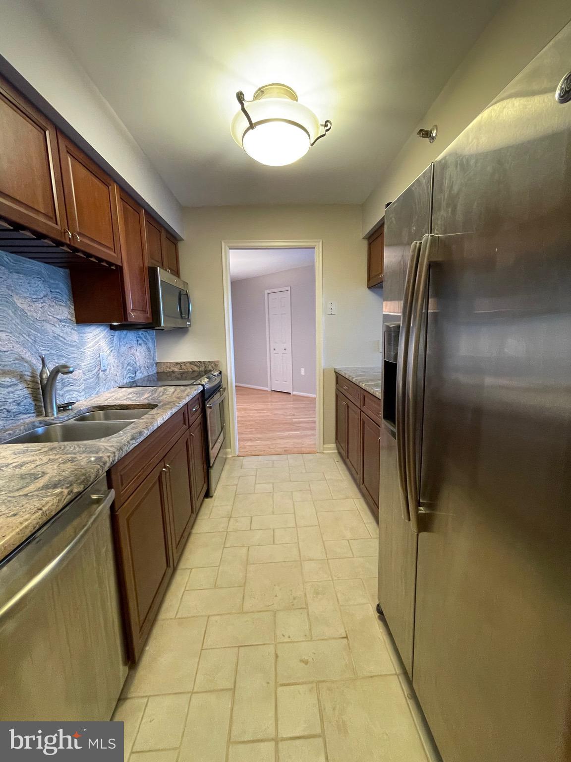 WOODBURY HEIGHTS - Residential Lease