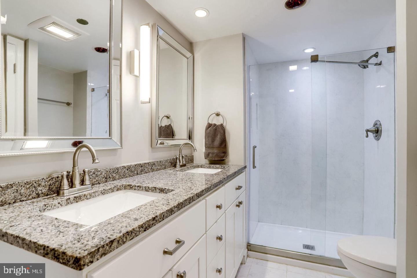 WOODBURY HEIGHTS - Residential Lease