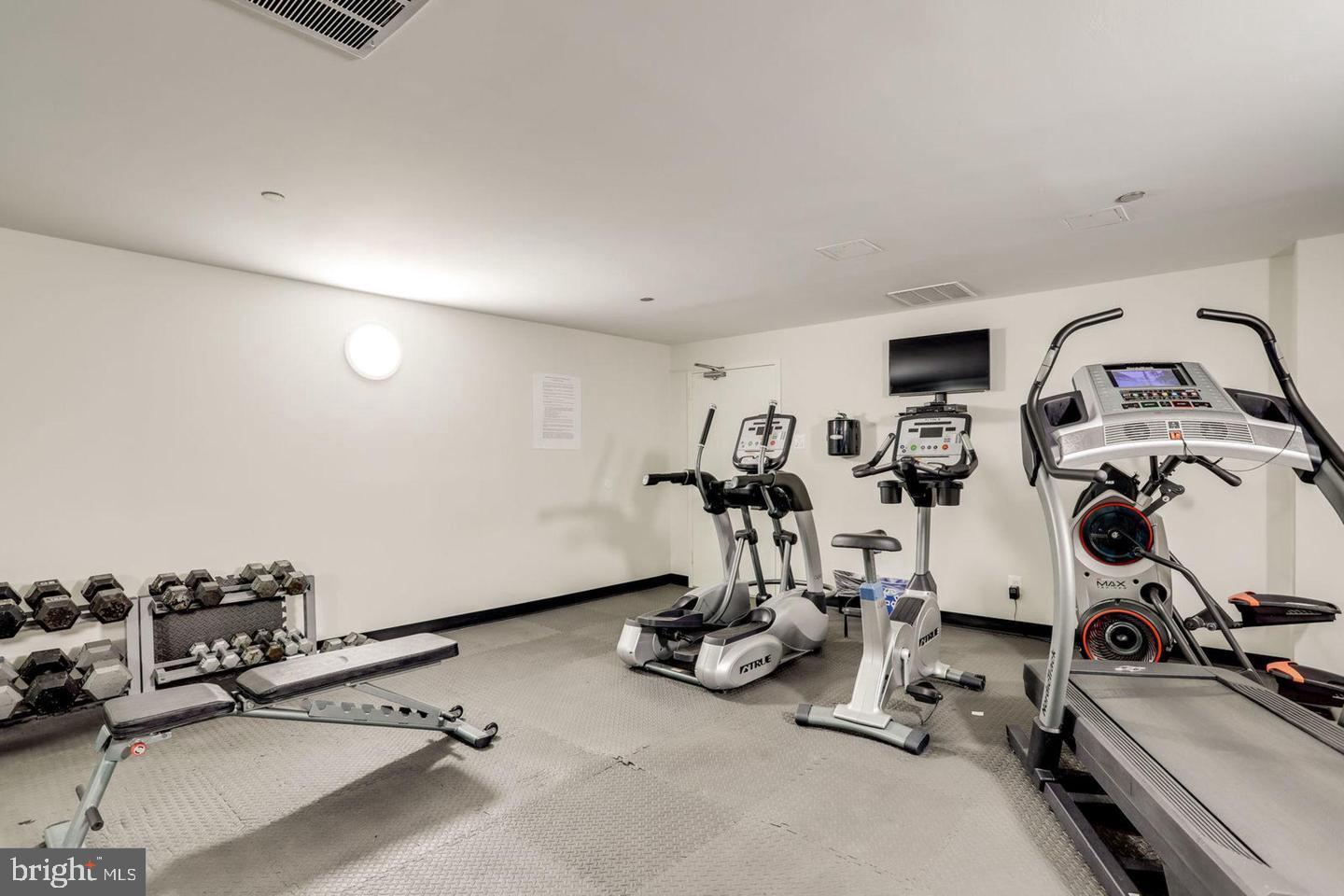 WOODBURY HEIGHTS - Residential Lease