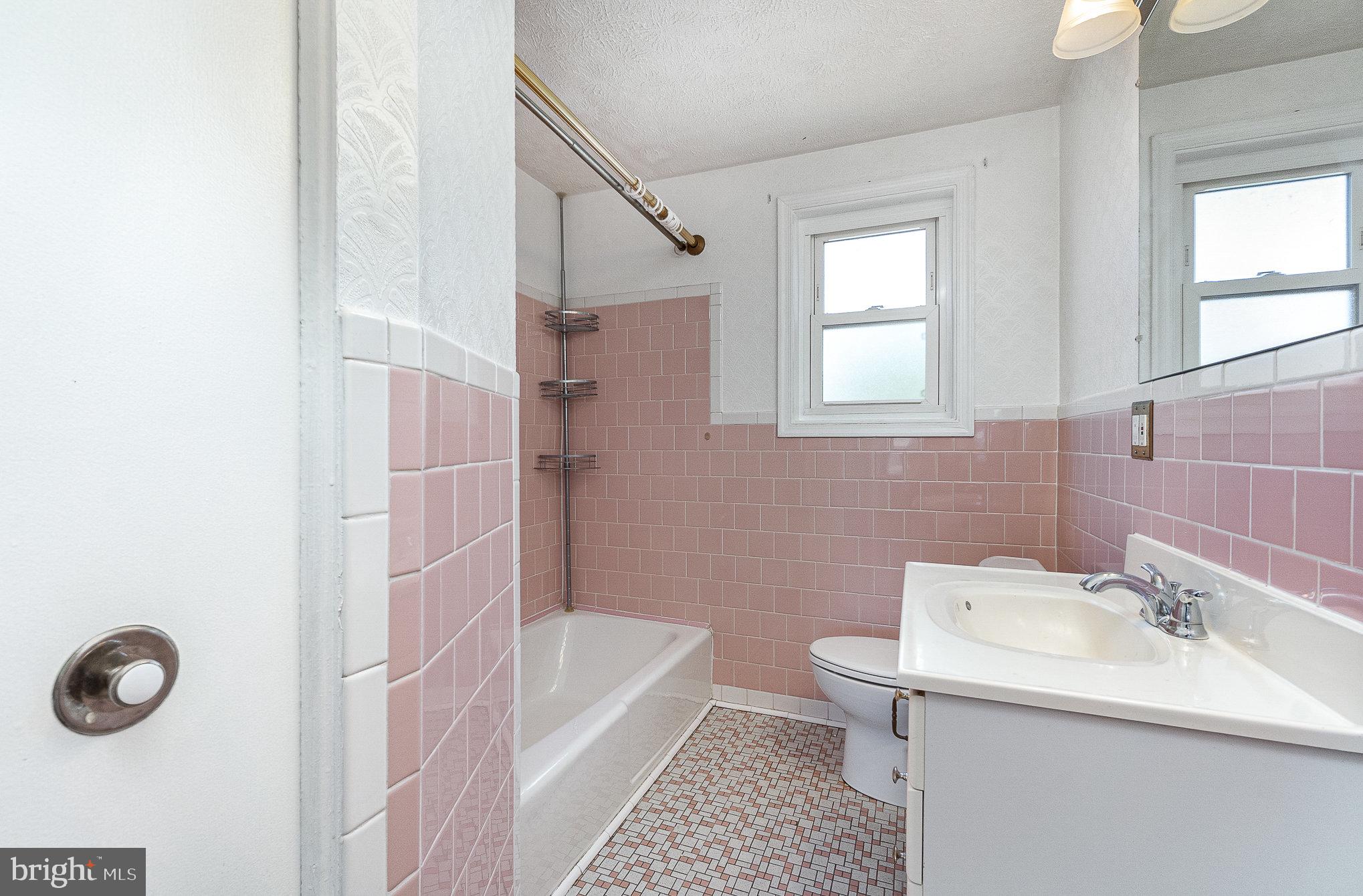 FOXRIDGE - Residential Lease