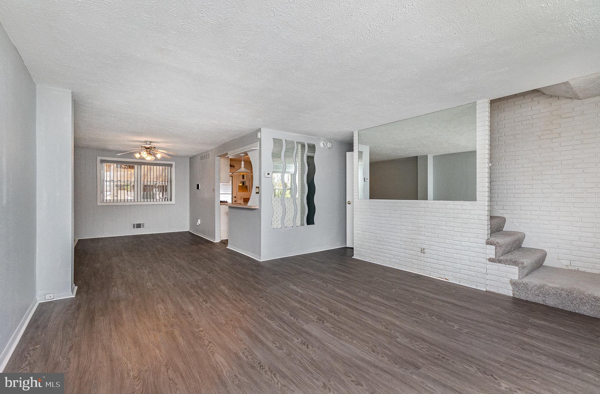 FOXRIDGE - Residential Lease