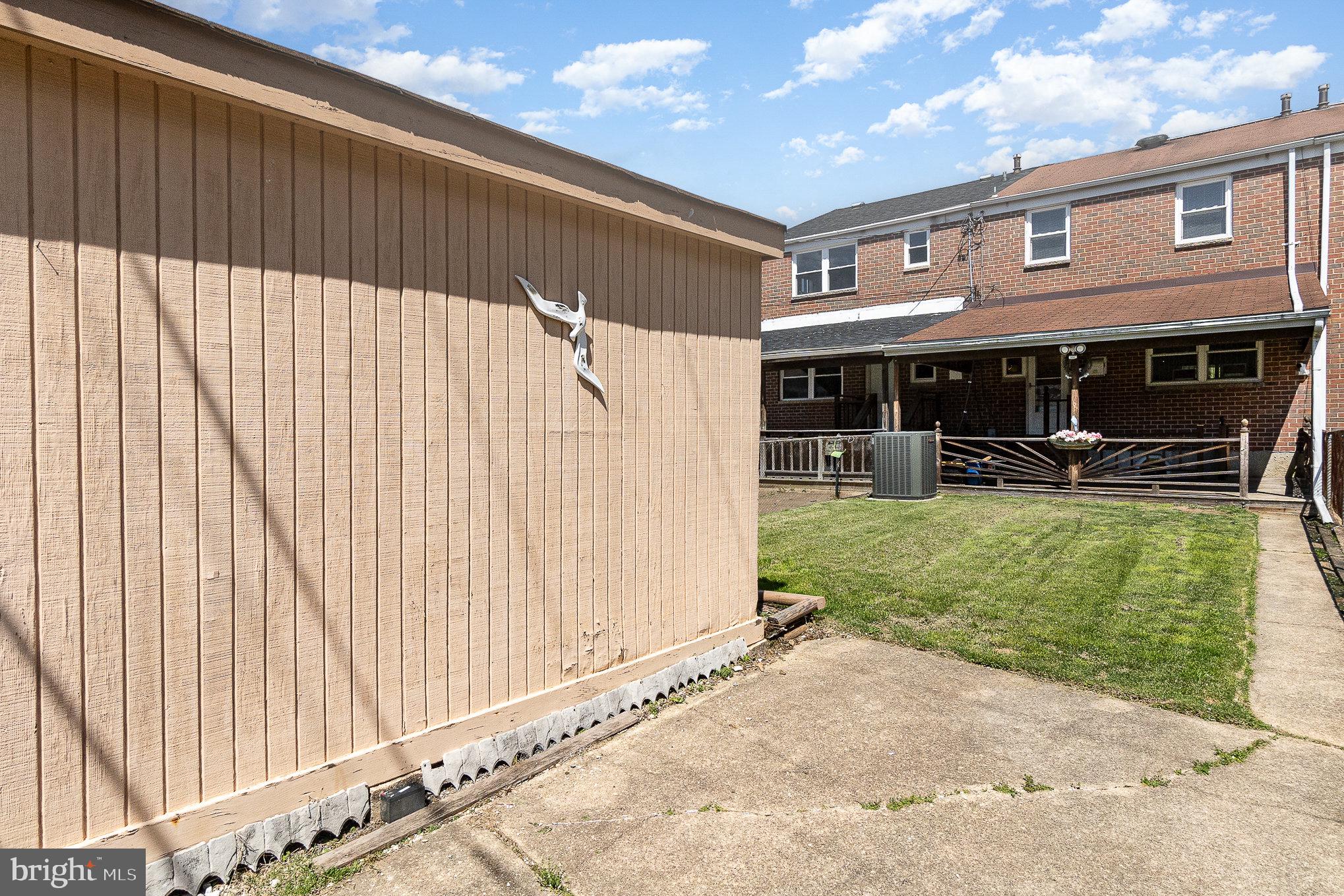 FOXRIDGE - Residential Lease