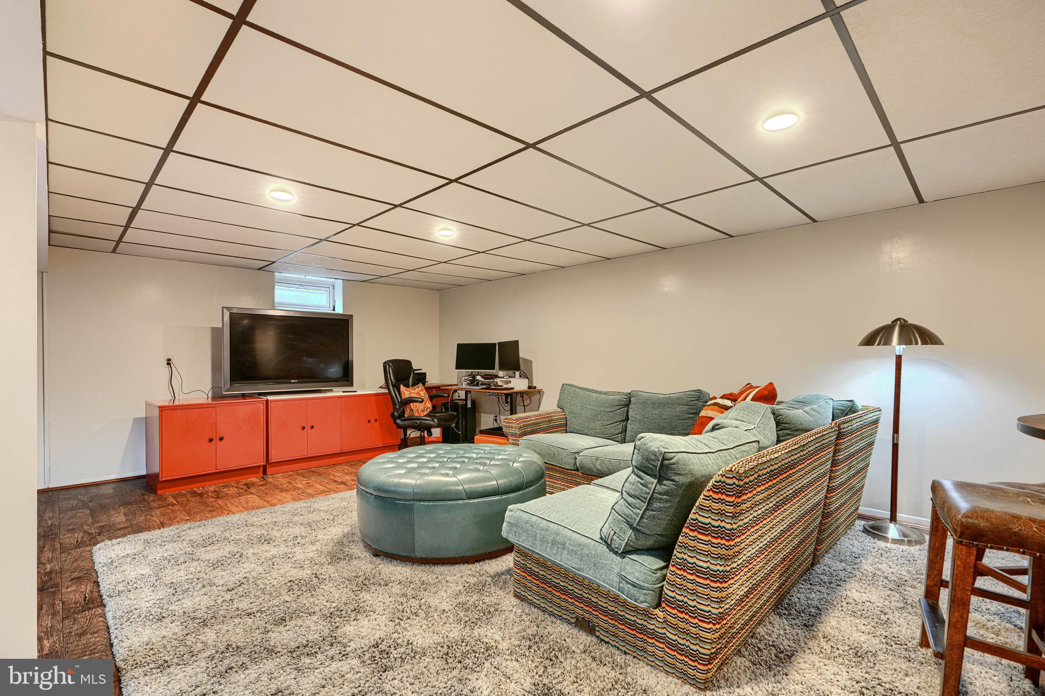 FOX CHAPEL - Residential