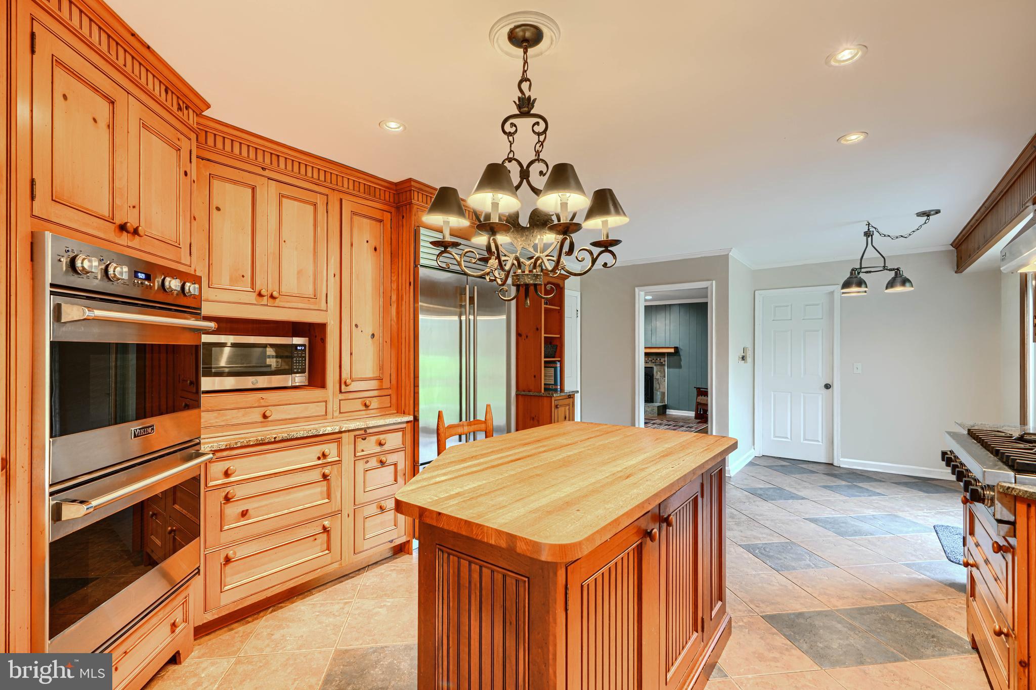 FOX CHAPEL - Residential