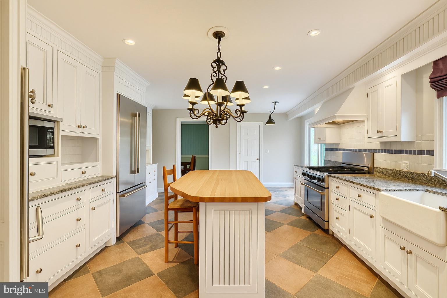 FOX CHAPEL - Residential