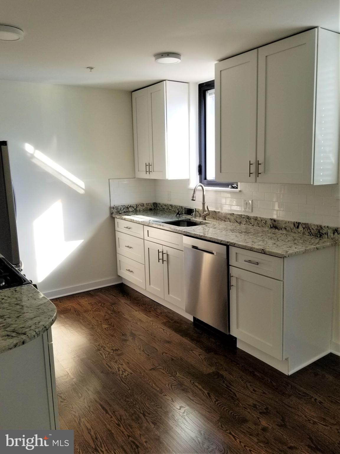 SOCIETY HILL - Residential Lease