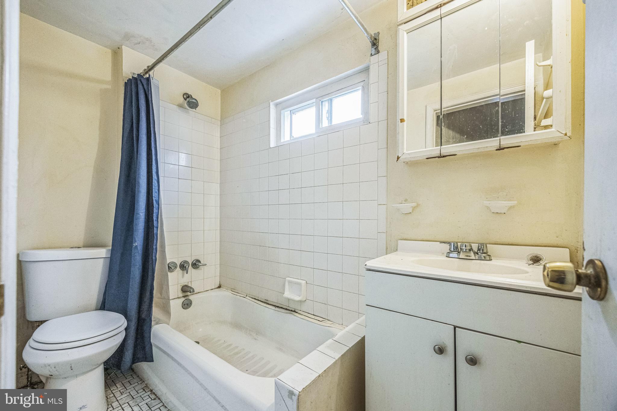 GERMANTOWN - Residential