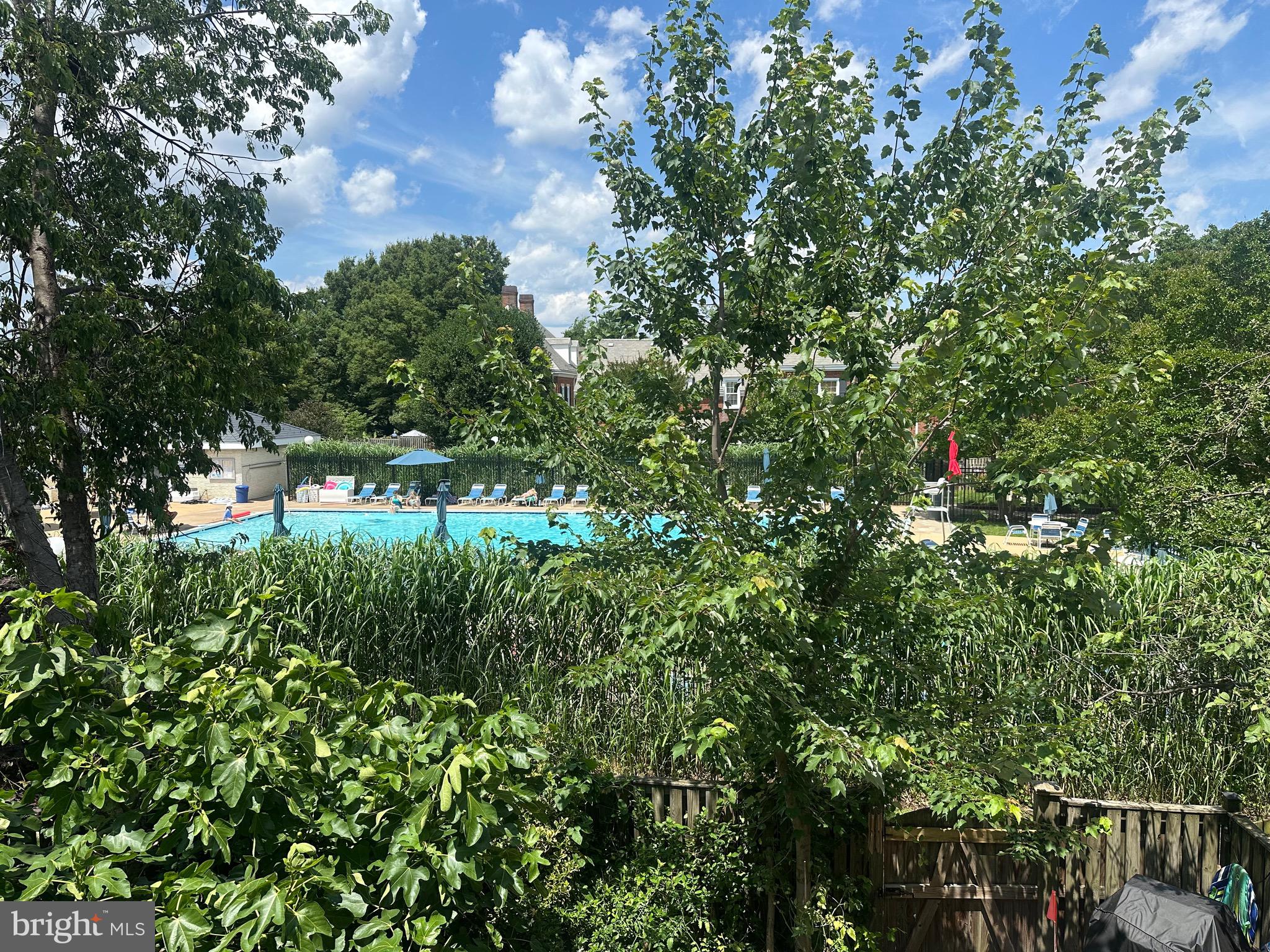 FAIRLINGTON ARBORS - Residential Lease