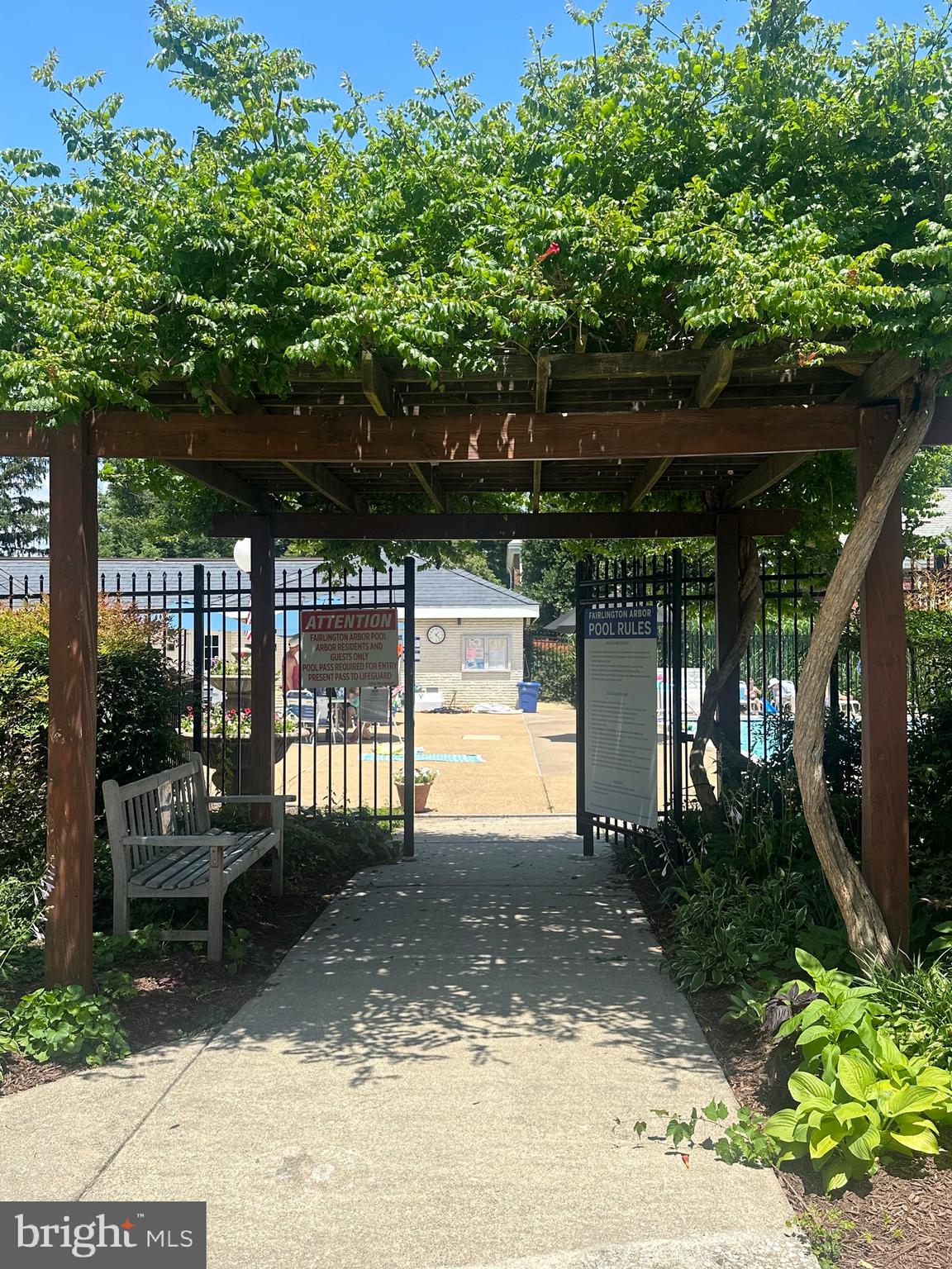 FAIRLINGTON ARBORS - Residential Lease