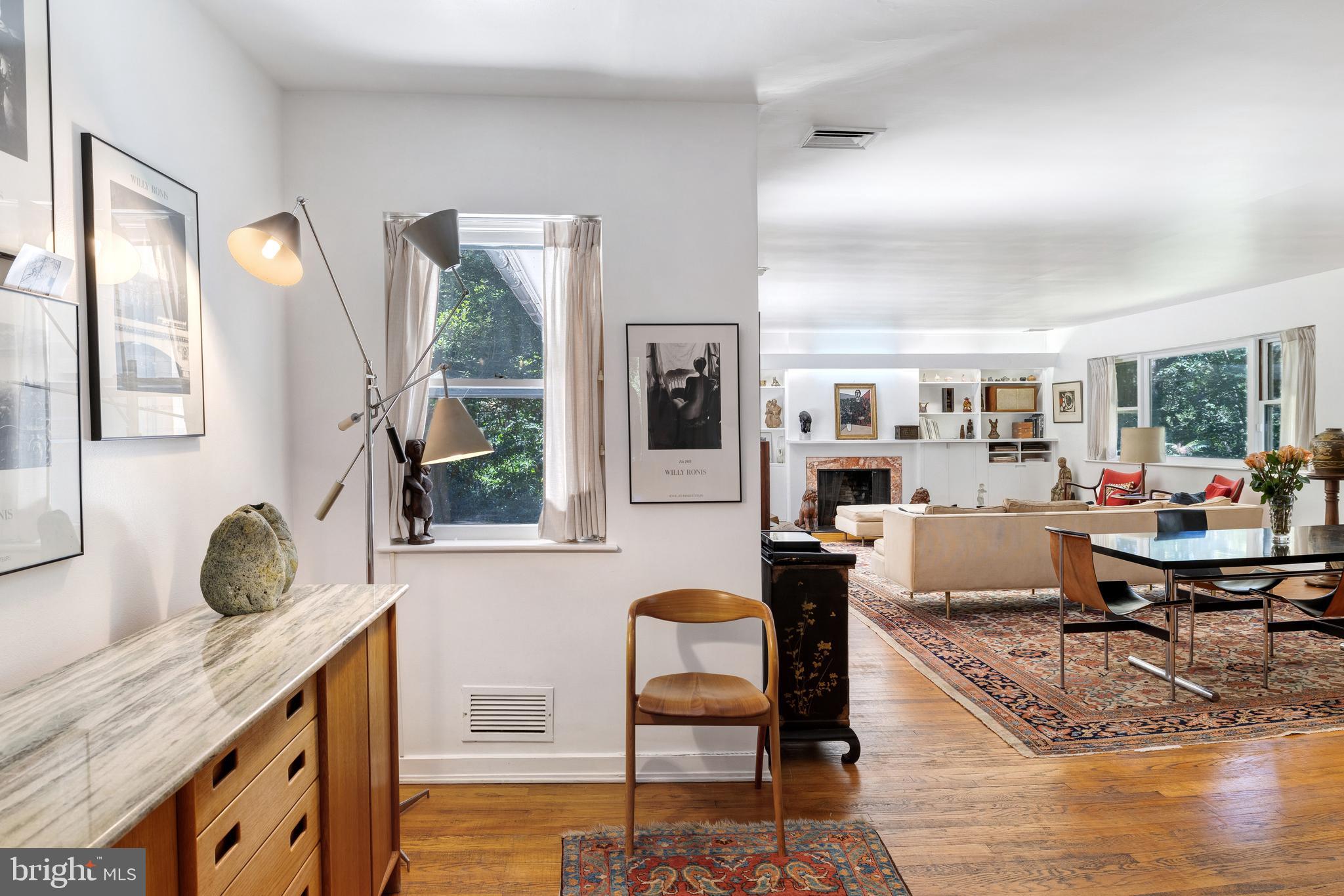 EAST FALLS - Residential