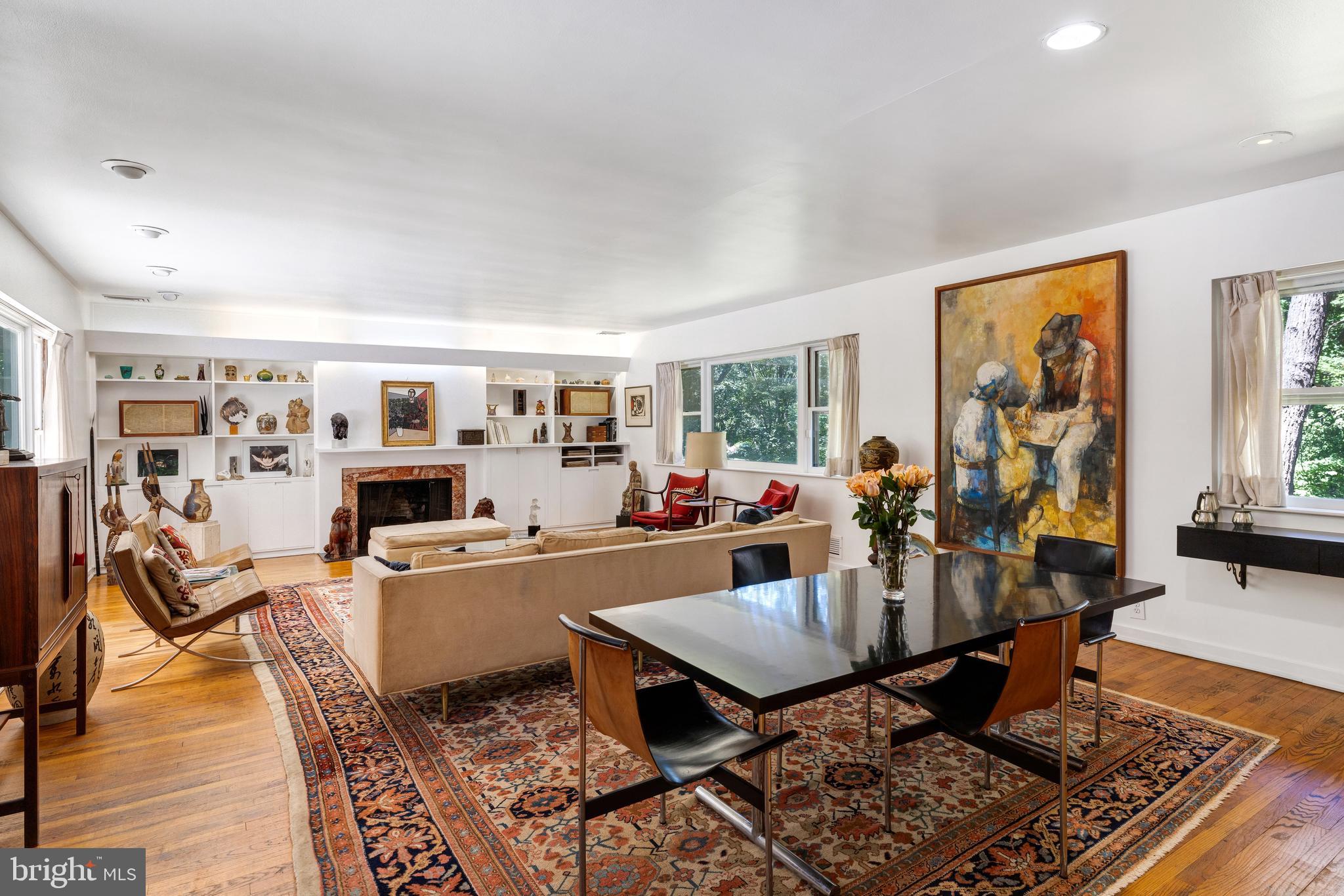 EAST FALLS - Residential