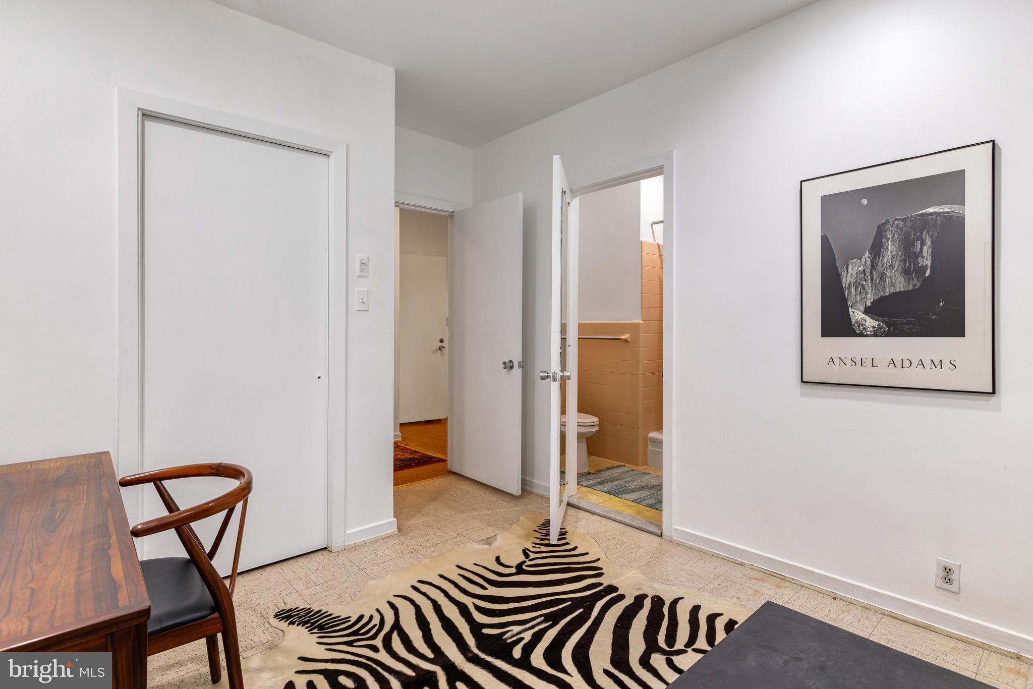 EAST FALLS - Residential