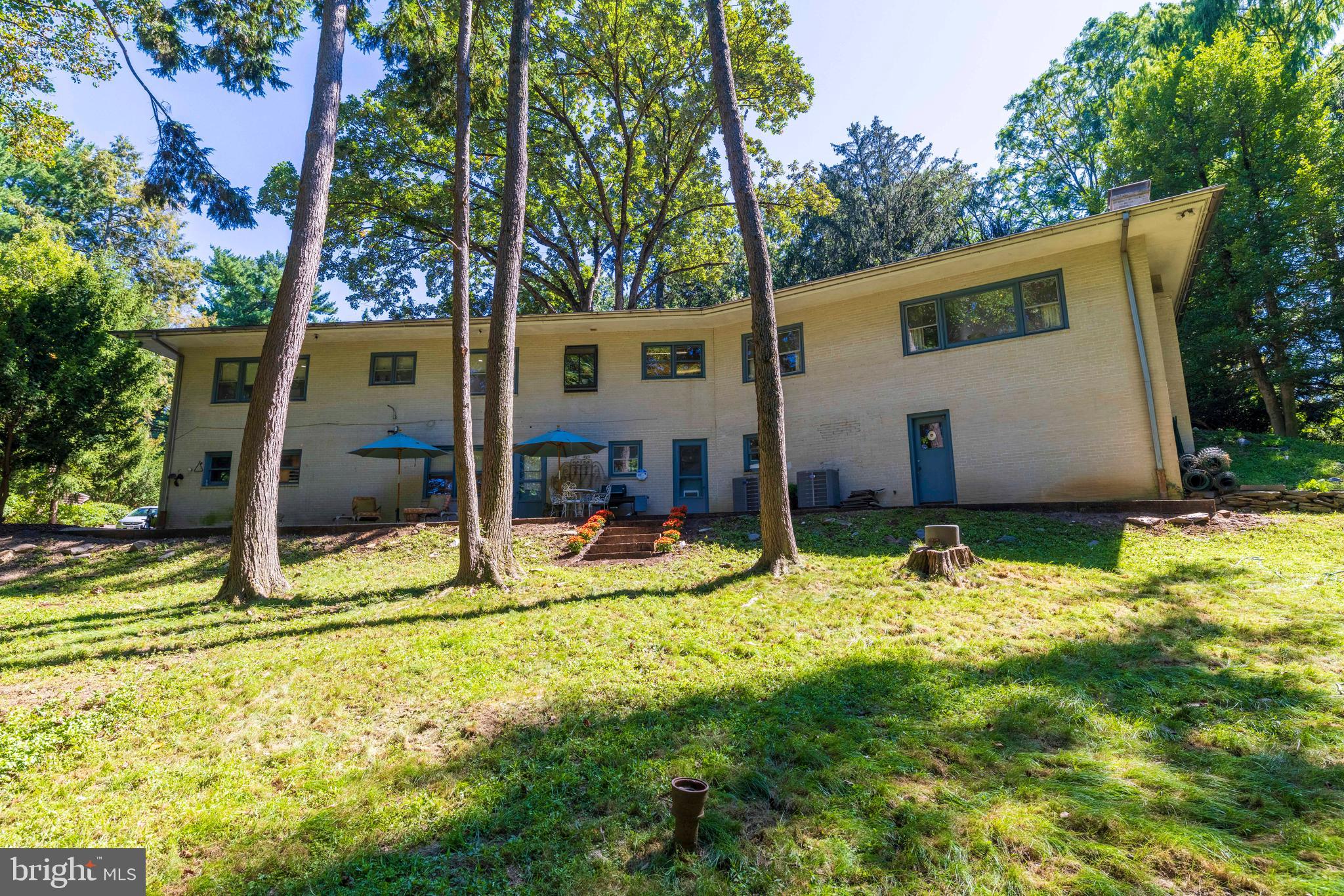 EAST FALLS - Residential